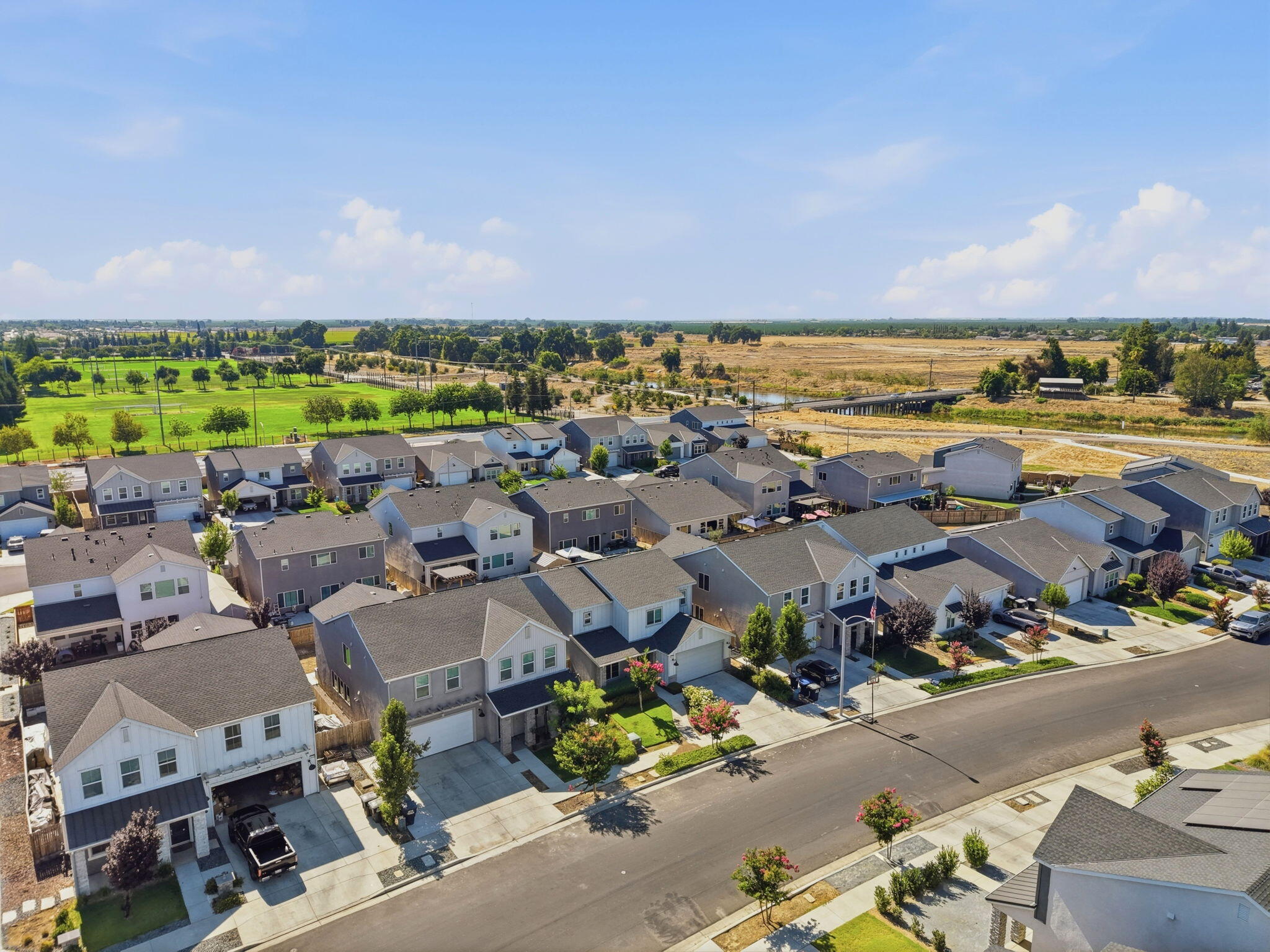 3639 N Encina Ct, Visalia, CA 93291