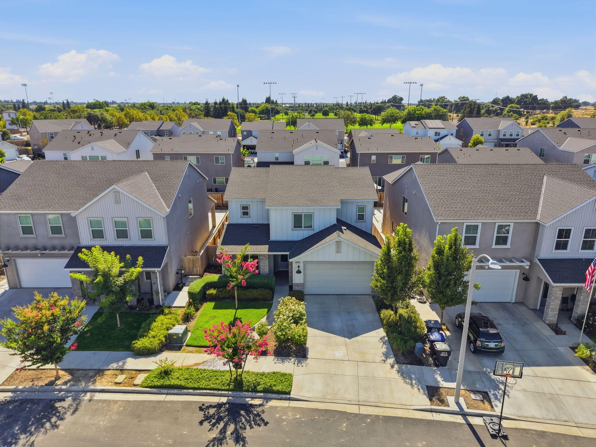 3639 N Encina Ct, Visalia, CA 93291