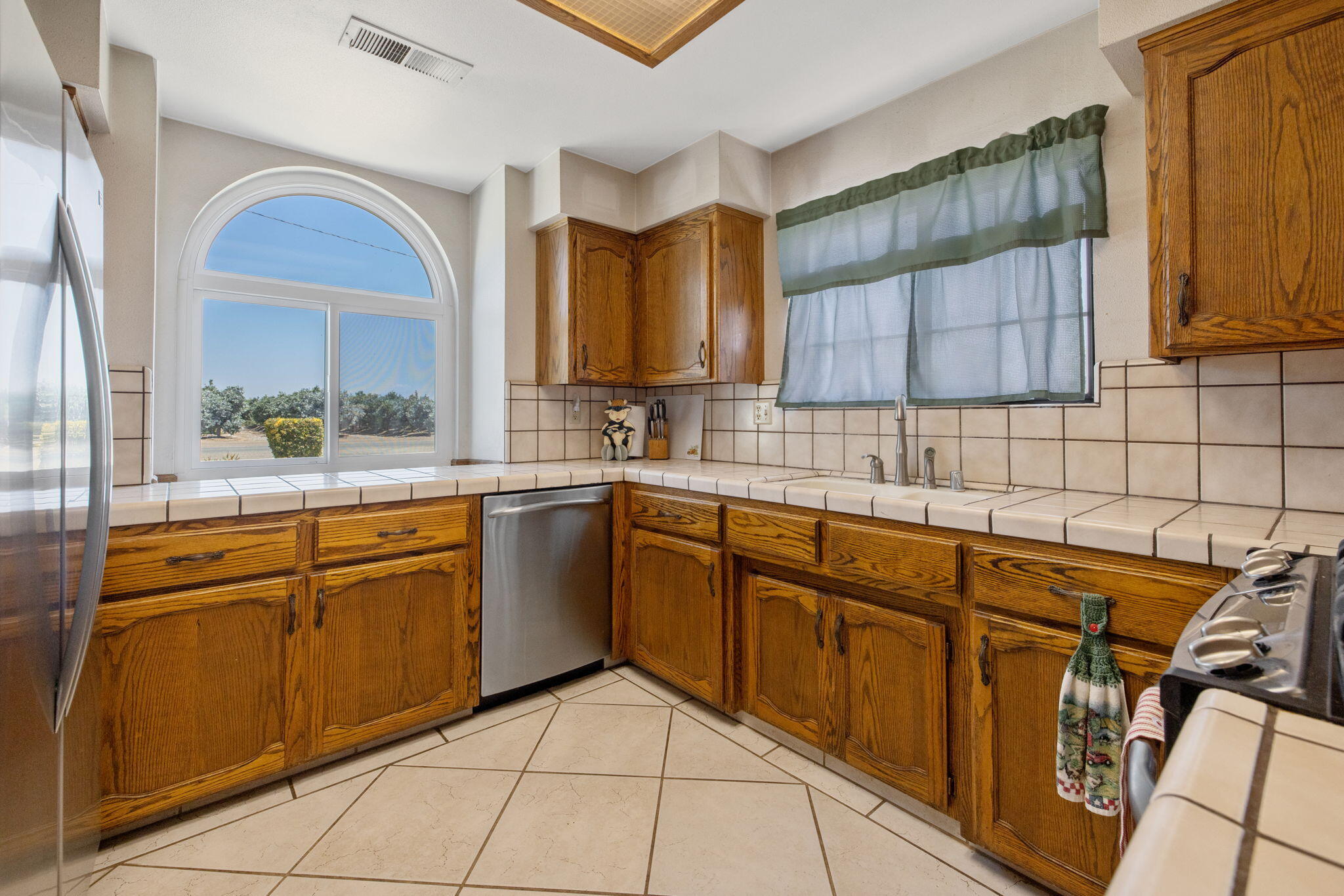 20205 Avenue 264, Exeter, CA 93221