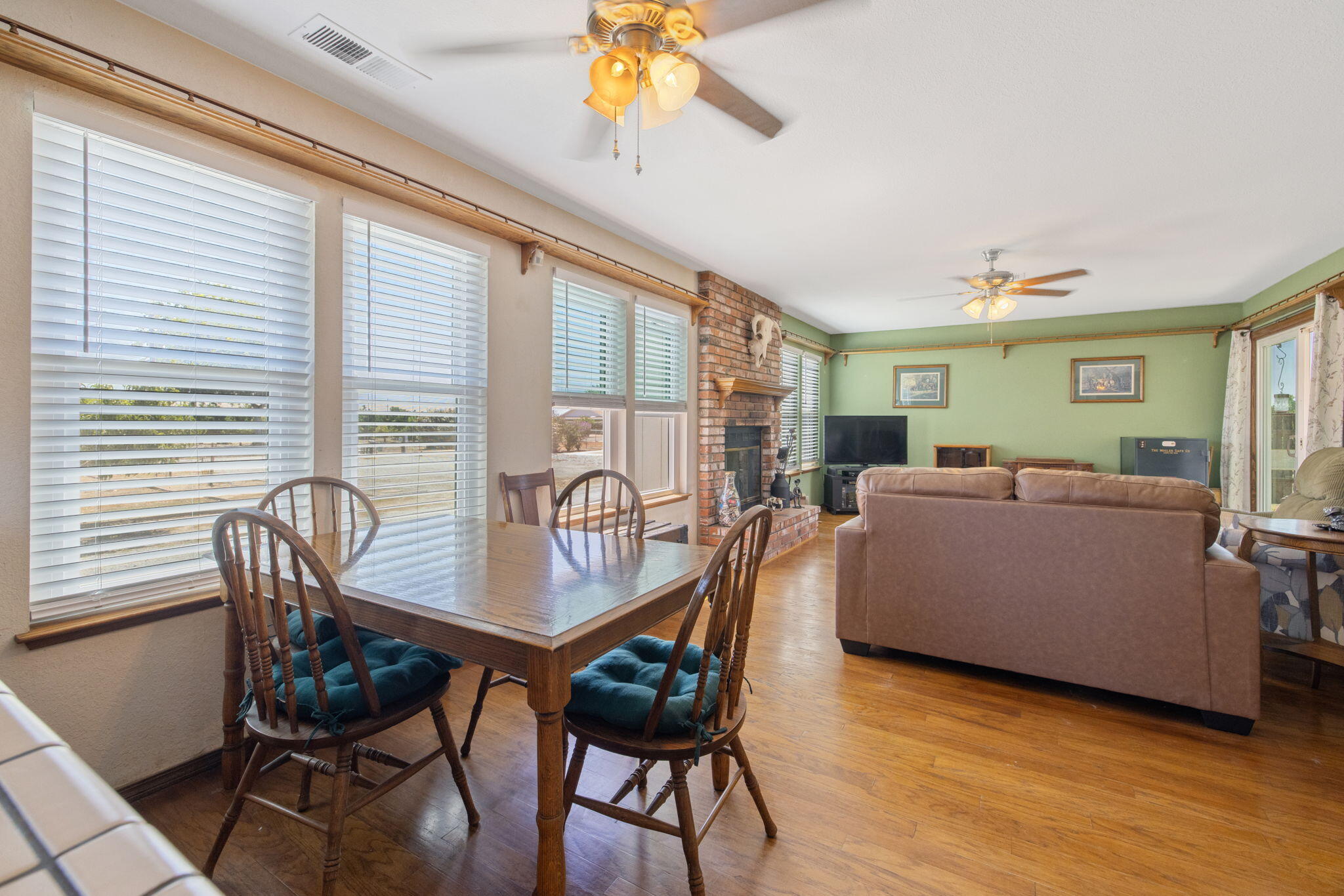 20205 Avenue 264, Exeter, CA 93221