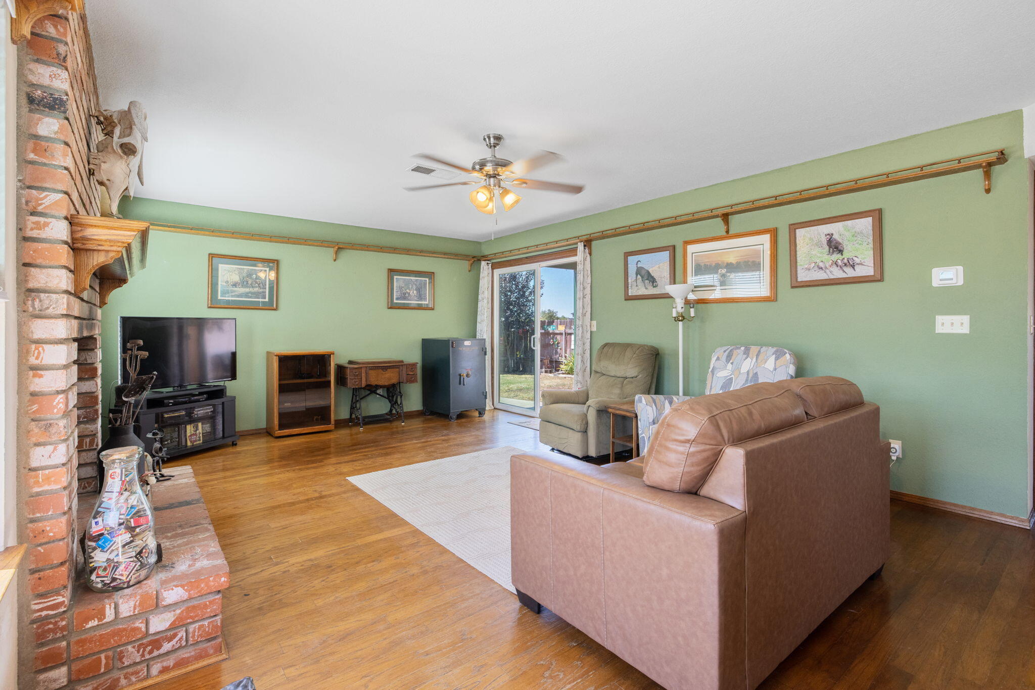20205 Avenue 264, Exeter, CA 93221