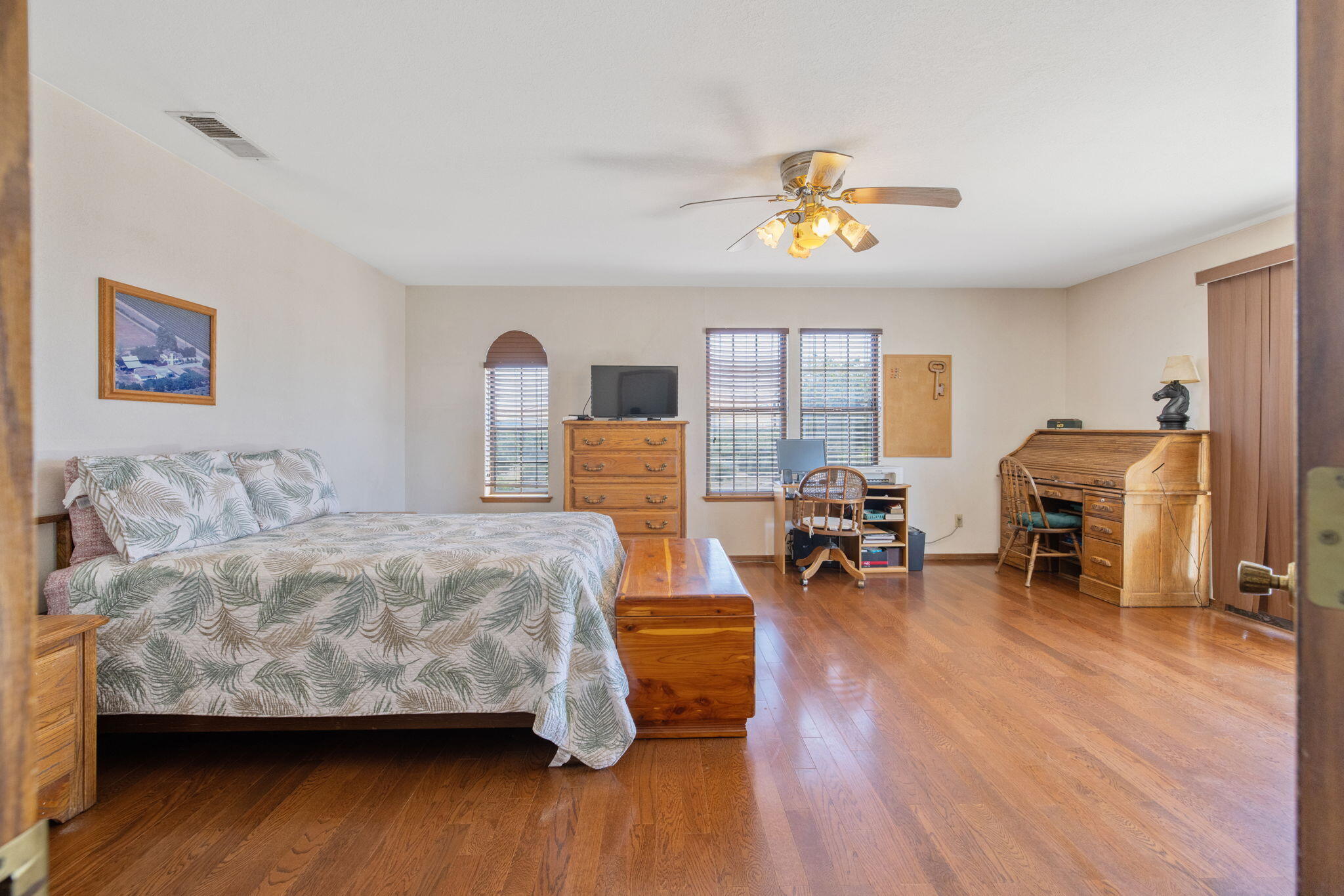 20205 Avenue 264, Exeter, CA 93221