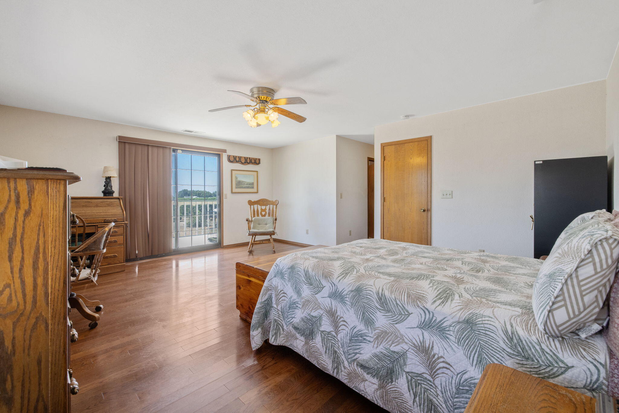 20205 Avenue 264, Exeter, CA 93221