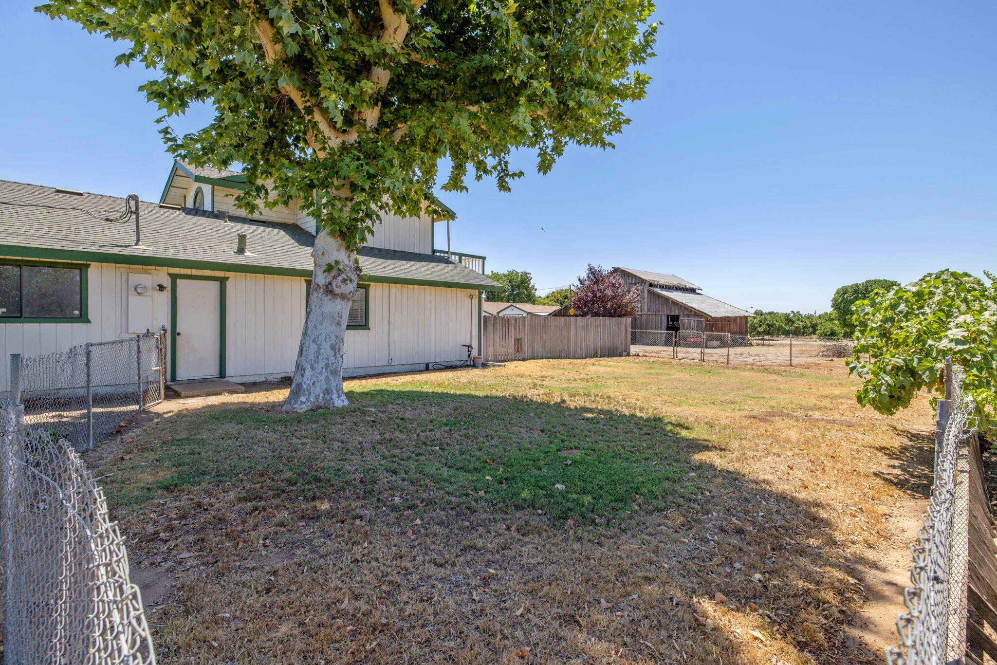 20205 Avenue 264, Exeter, CA 93221