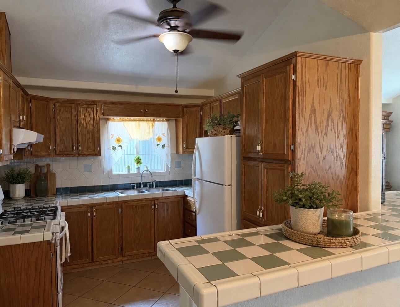 19745 Avenue 196, Strathmore, CA 93267