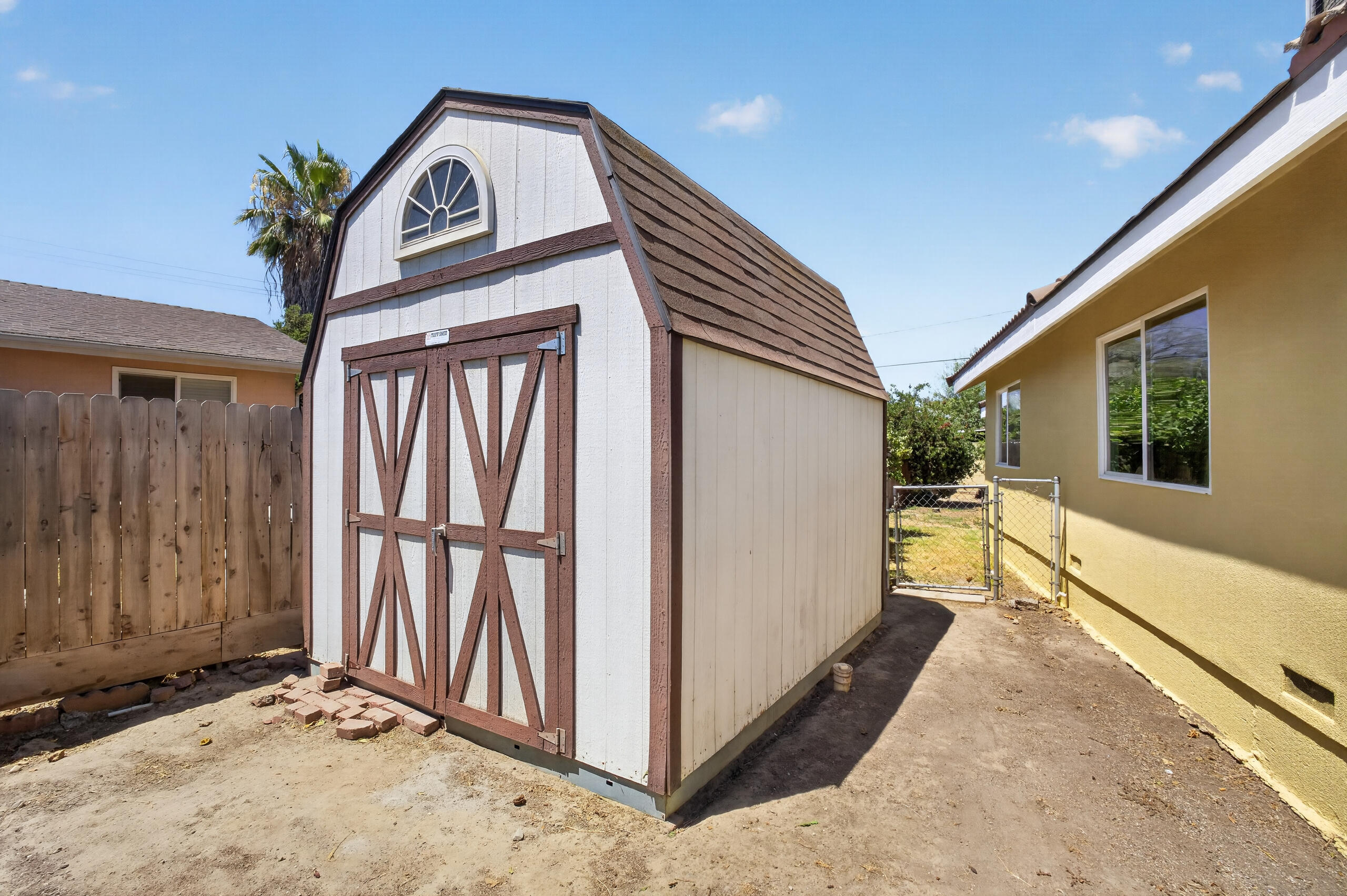 30619 Kame Dr, Goshen, CA 93227