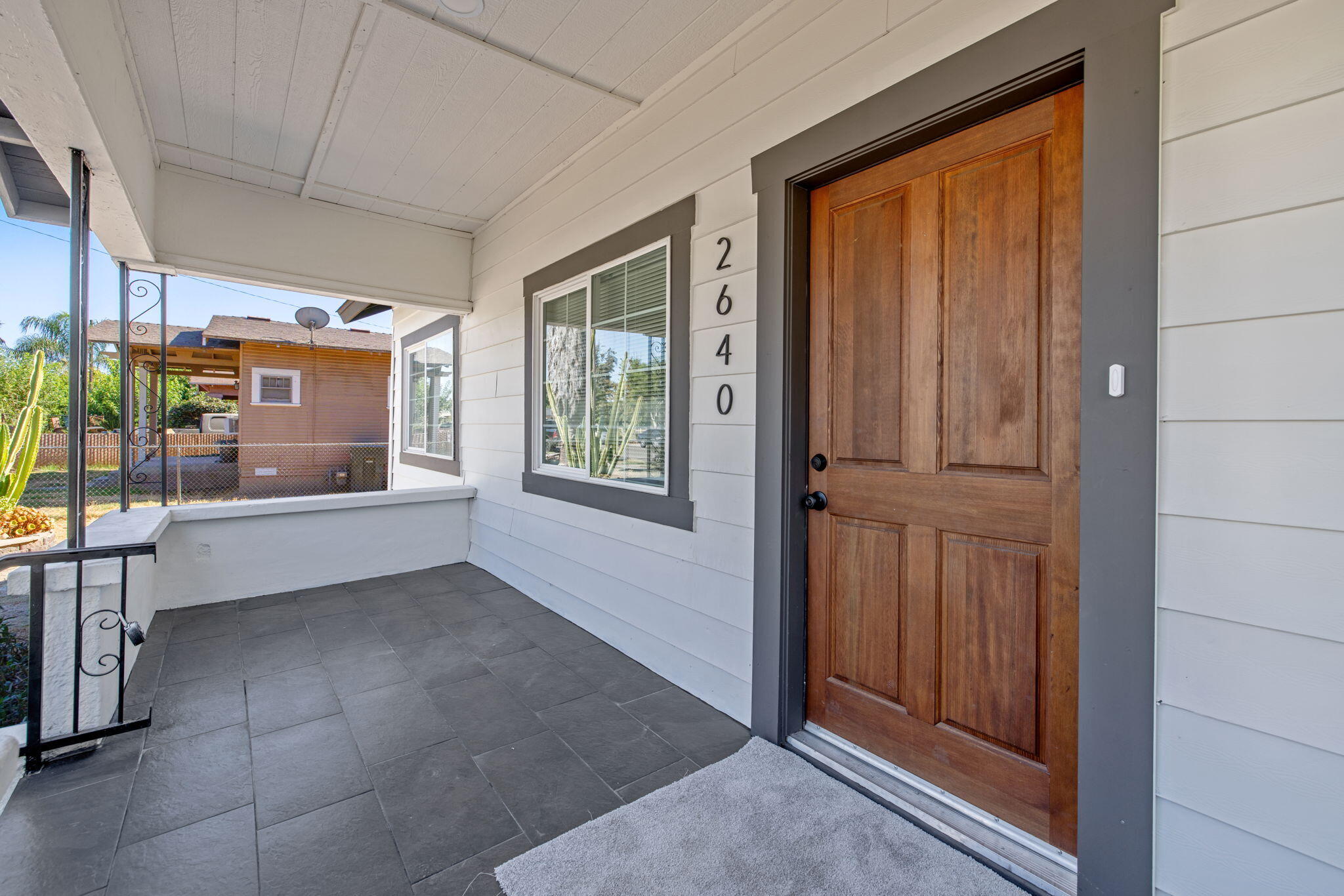 2640 S 11th St, Fresno, CA 93725