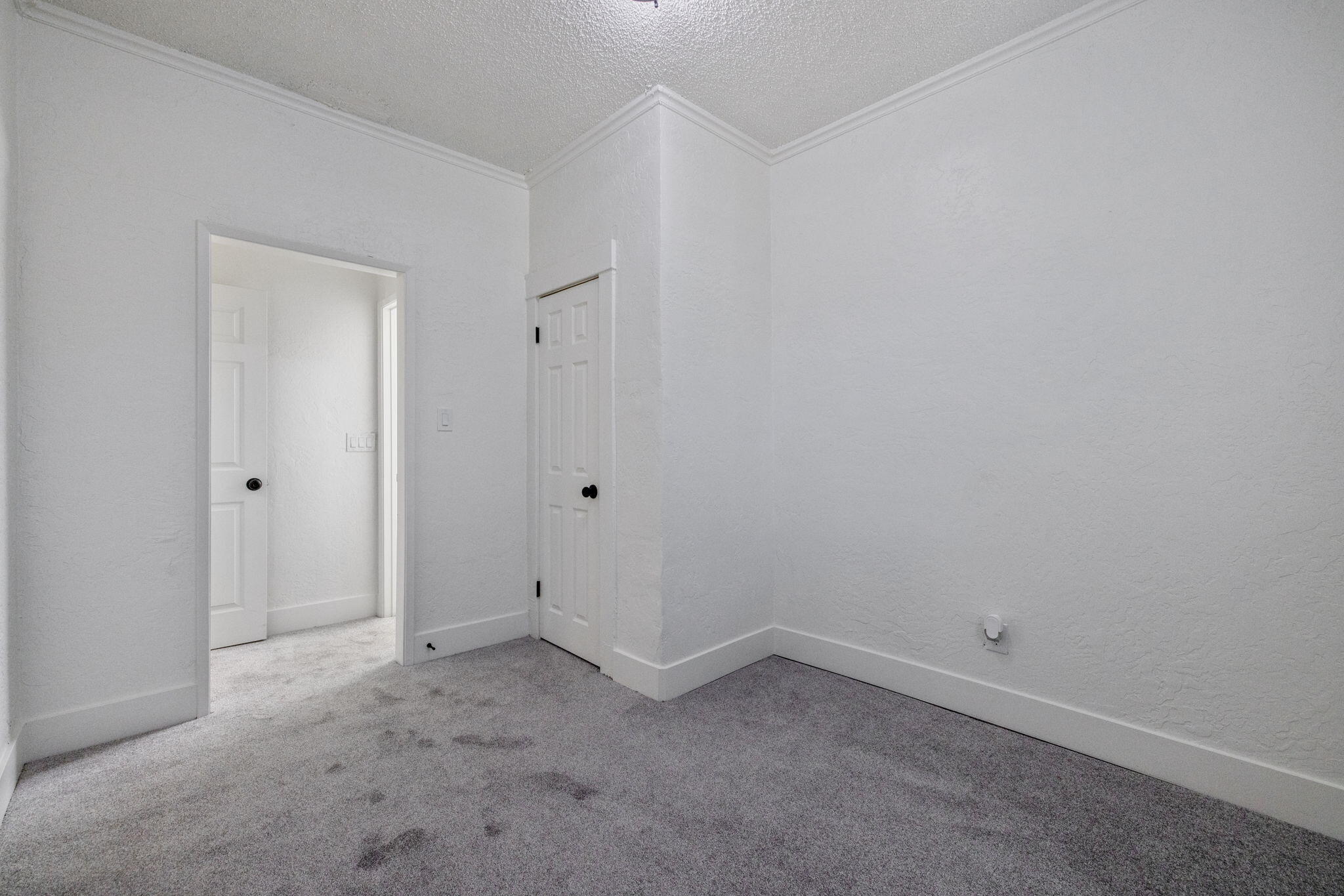 2640 S 11th St, Fresno, CA 93725