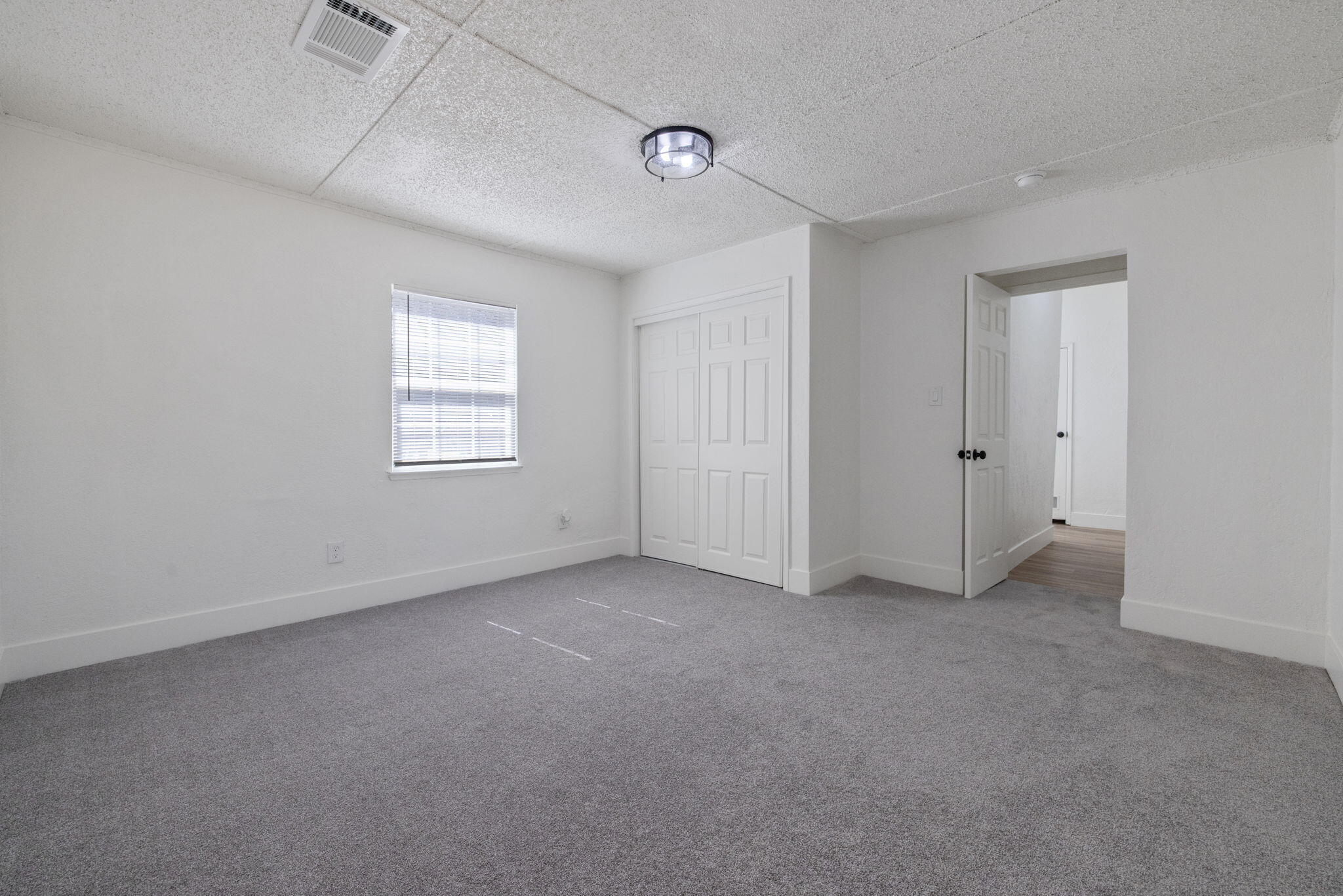 2640 S 11th St, Fresno, CA 93725