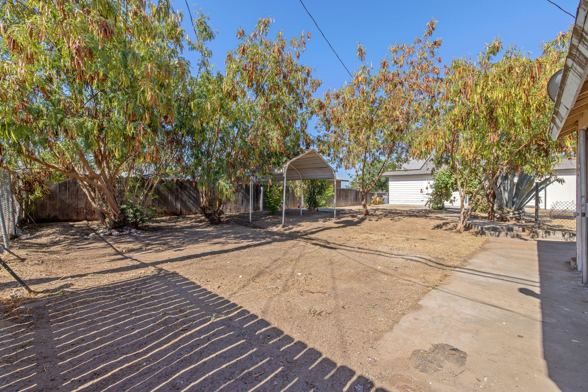 2640 S 11th St, Fresno, CA 93725