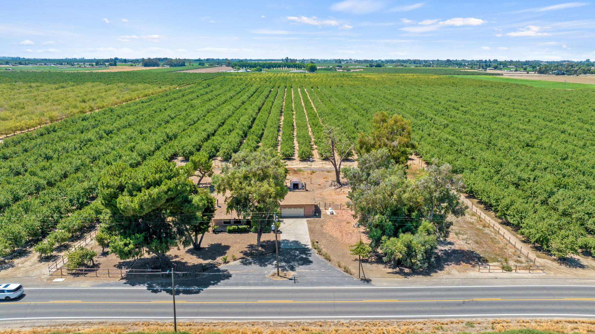 16565 Lacey Blvd, Lemoore, CA 93245