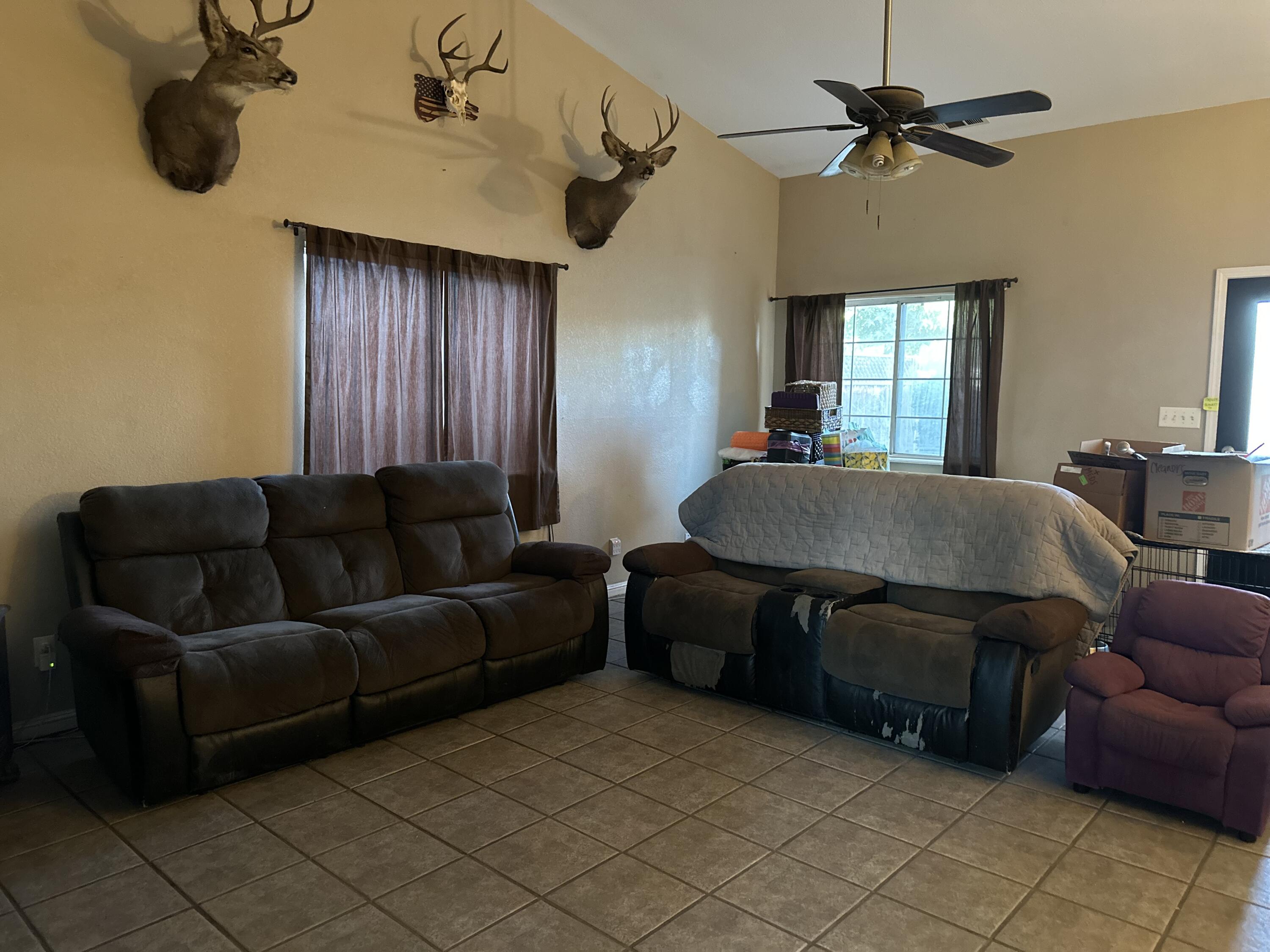 1550 Pioneer, Porterville, CA 93257