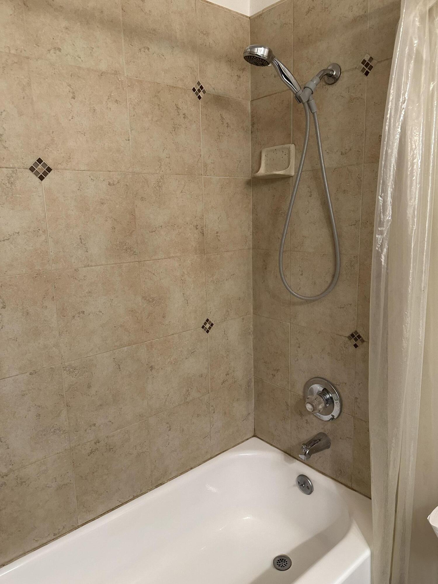1550 Pioneer, Porterville, CA 93257