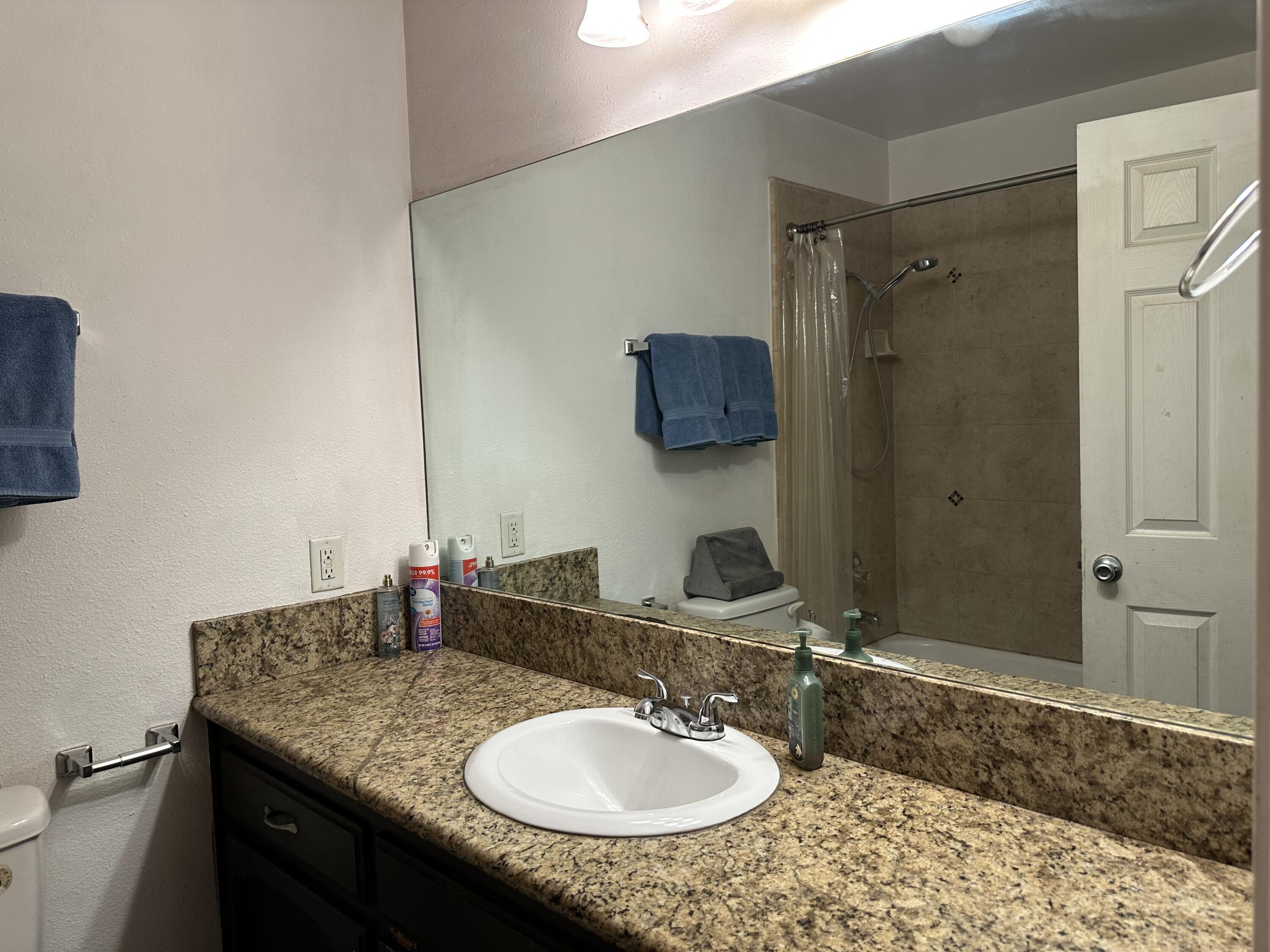 1550 Pioneer, Porterville, CA 93257