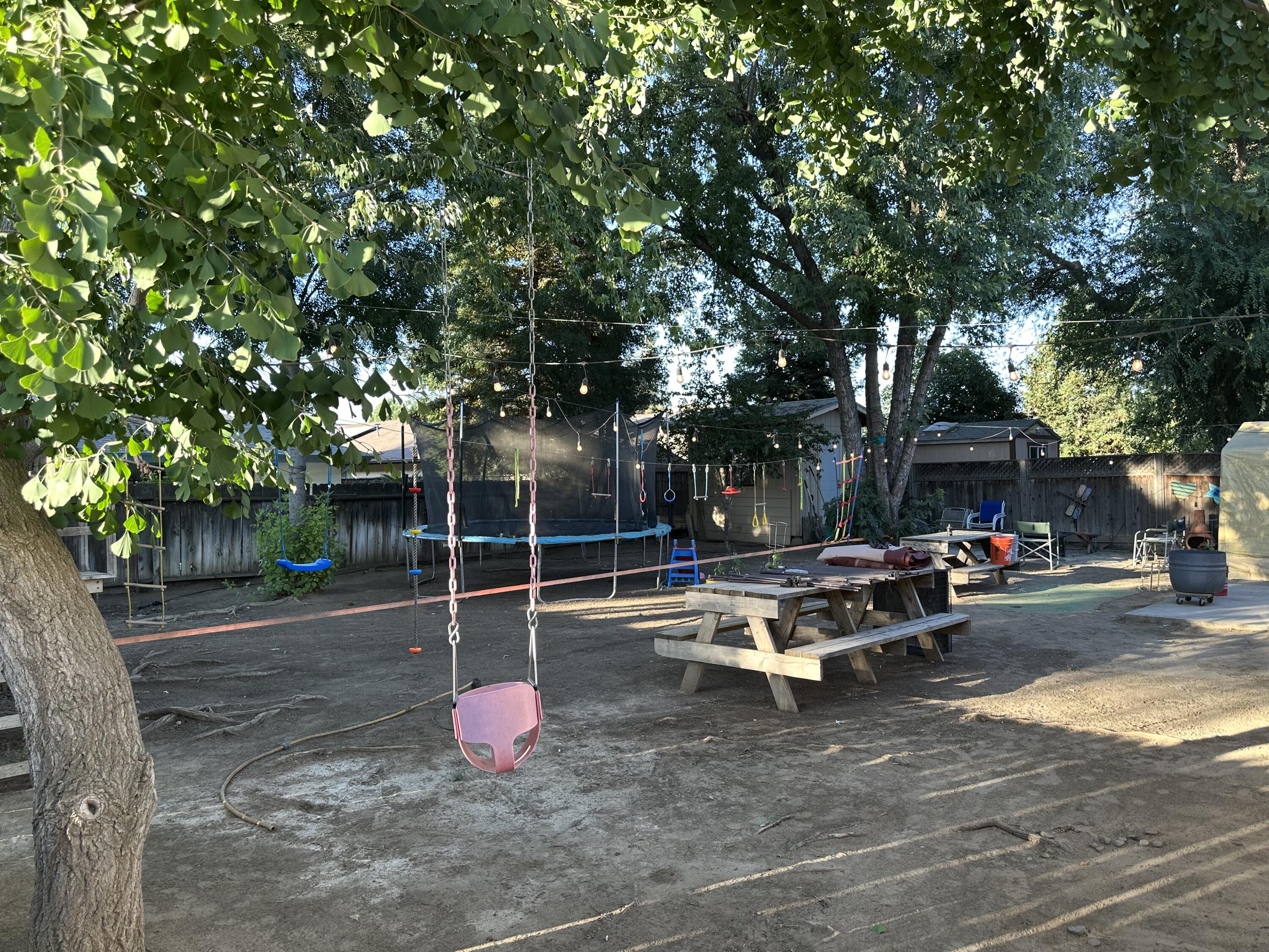 1550 Pioneer, Porterville, CA 93257