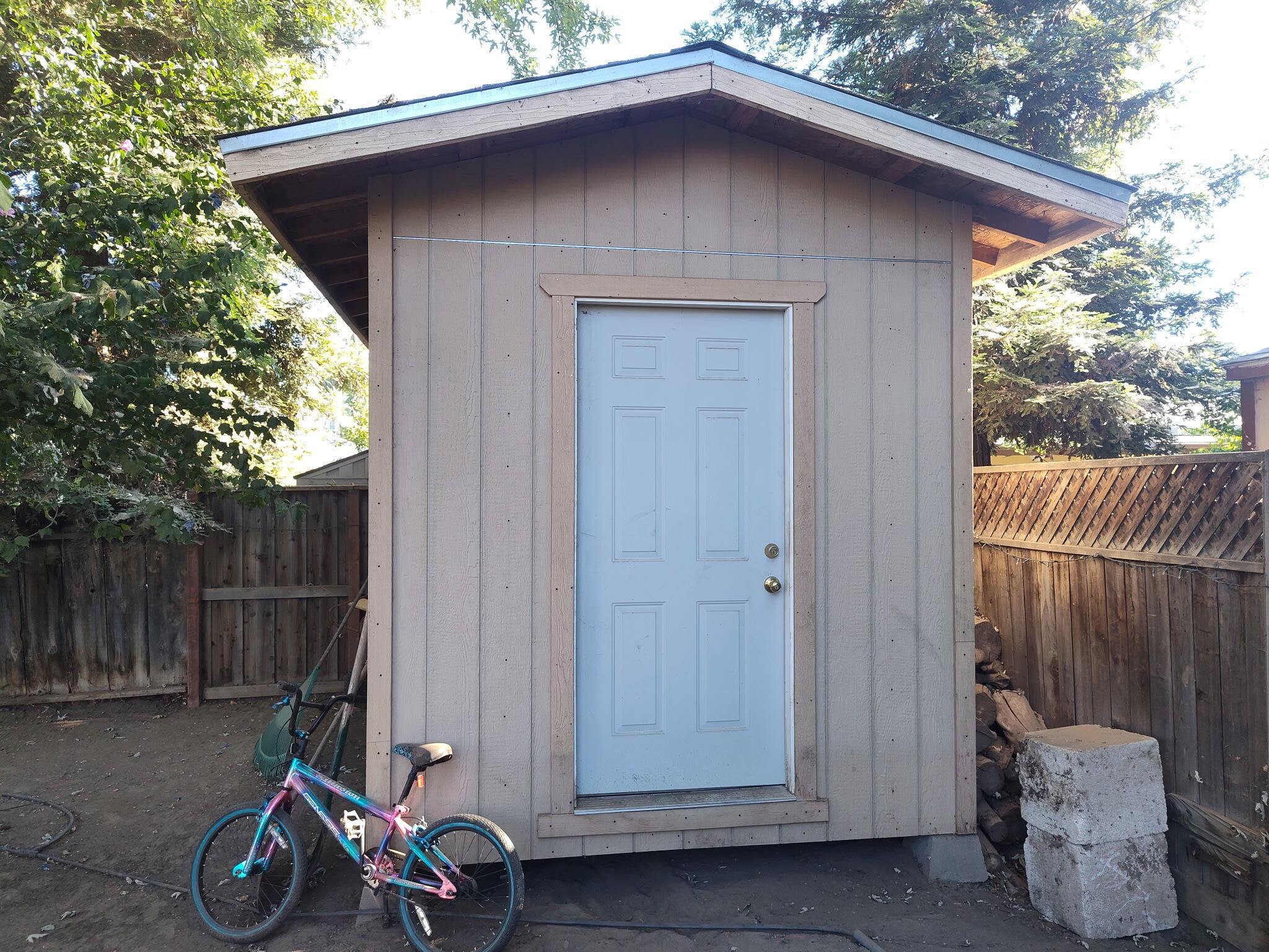 1550 Pioneer, Porterville, CA 93257