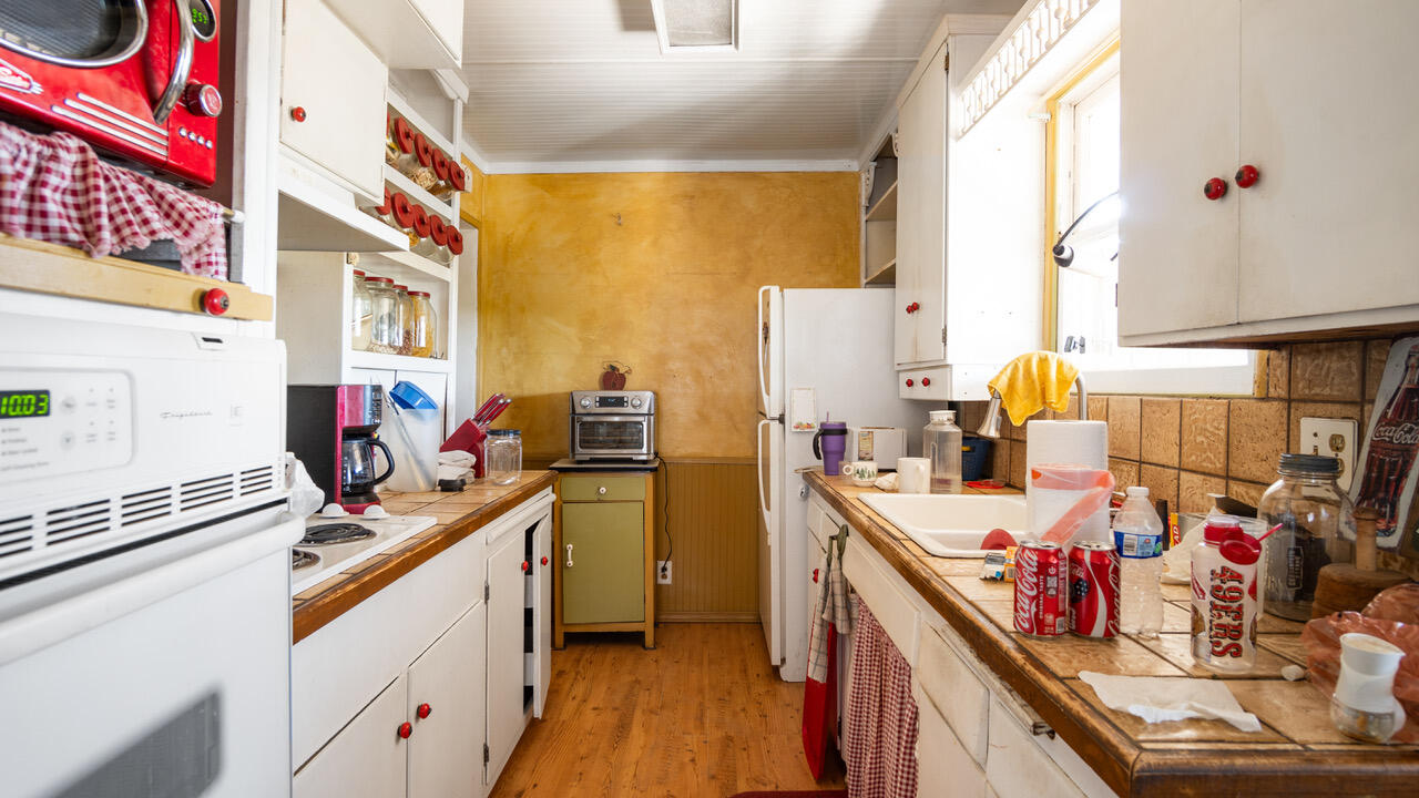 24351 Ave 216, Lindsay, CA 93247