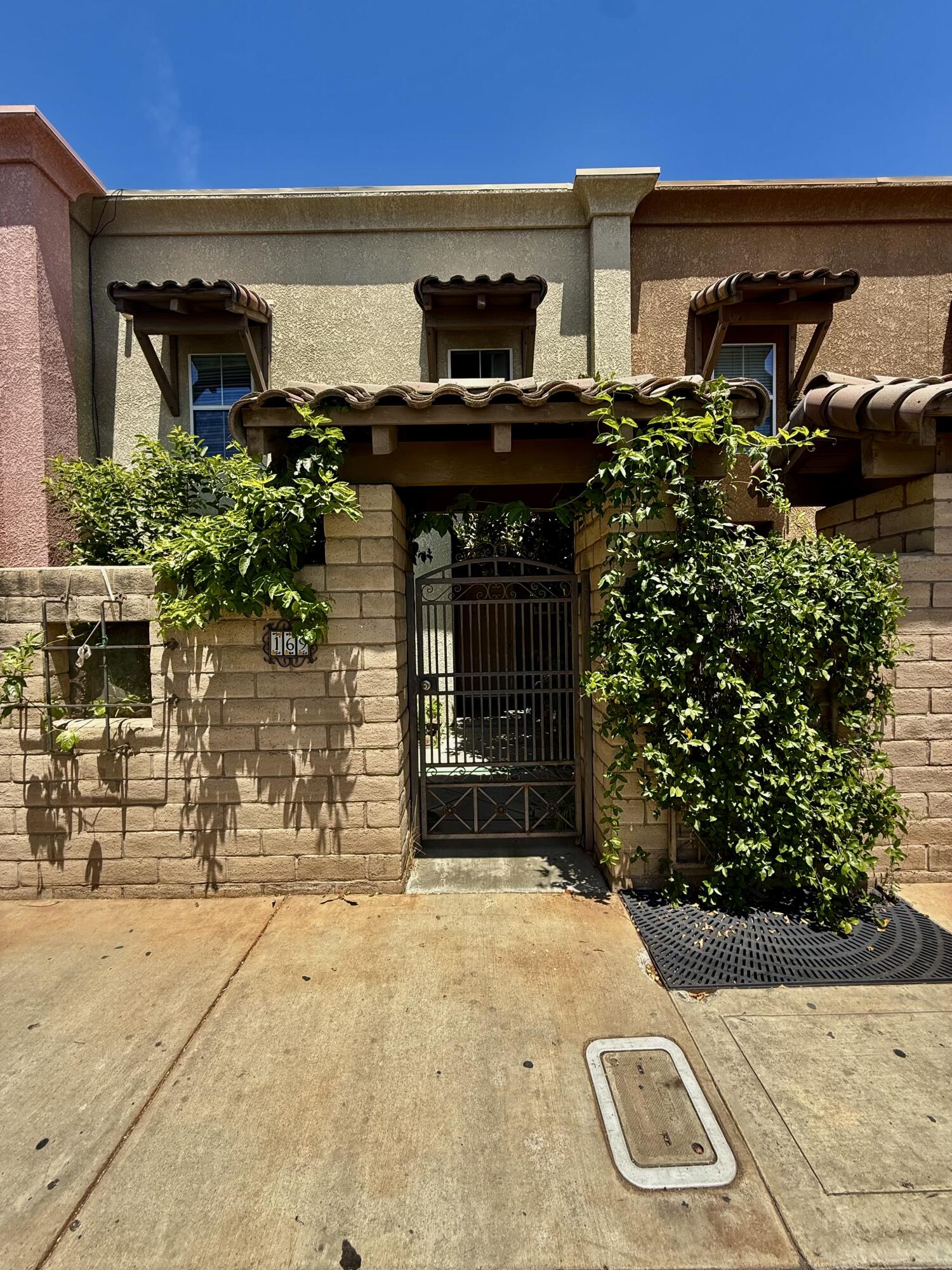 169 W Samoa St, Lindsay, CA 93247