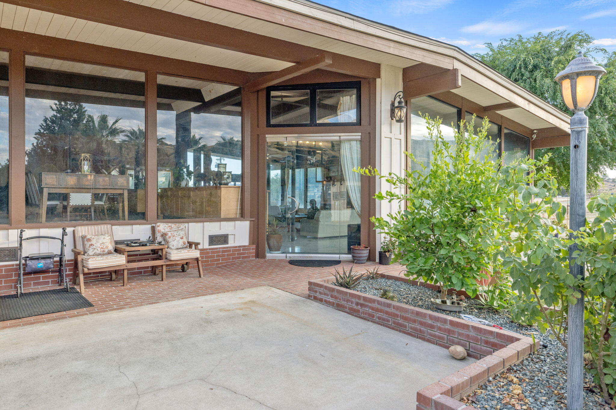 31204 Sierra Dr #4, Exeter, CA 93221