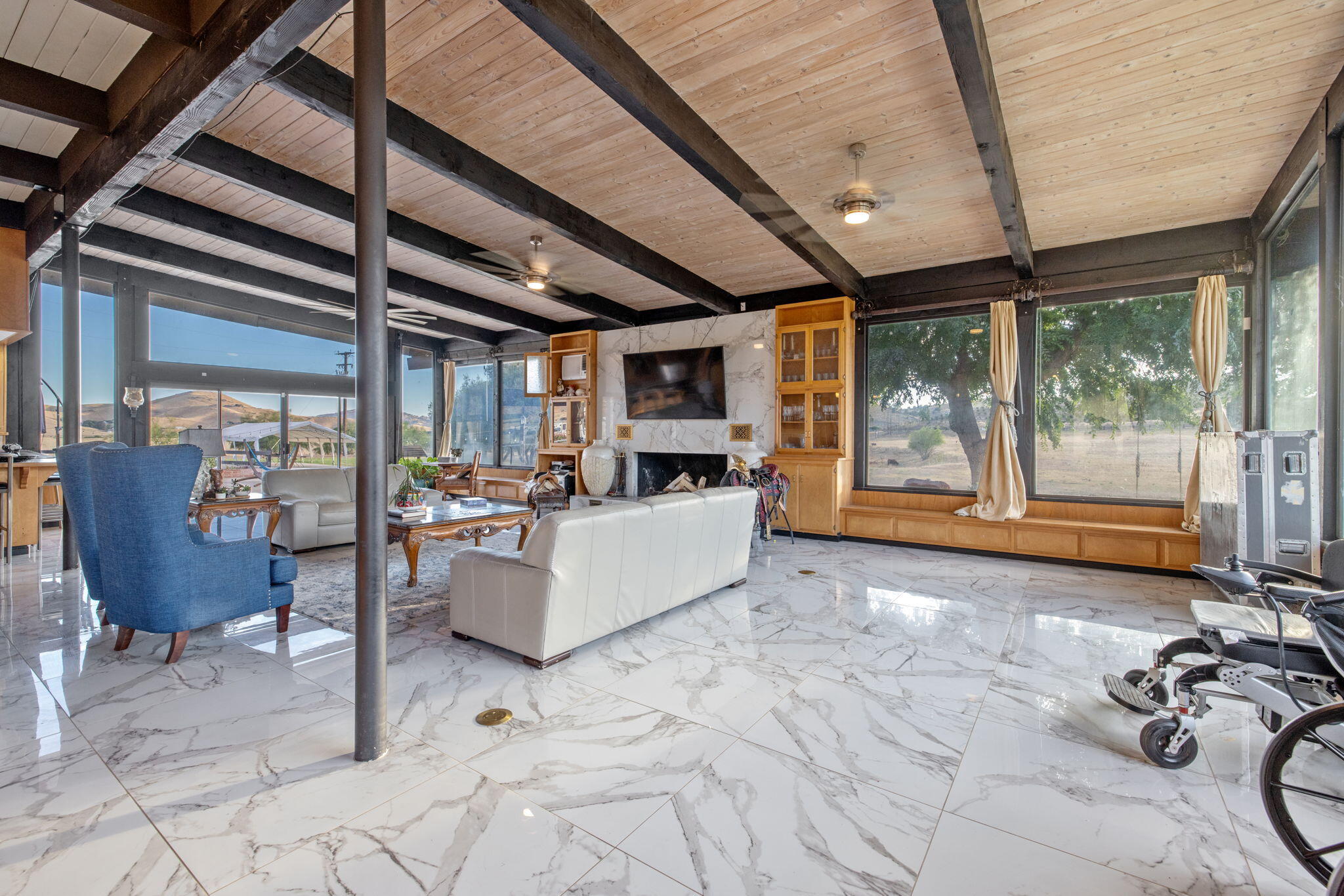 31204 Sierra Dr #4, Exeter, CA 93221