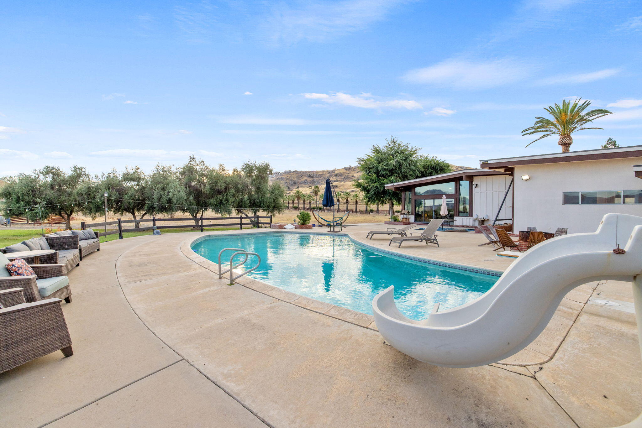 31204 Sierra Dr #4, Exeter, CA 93221
