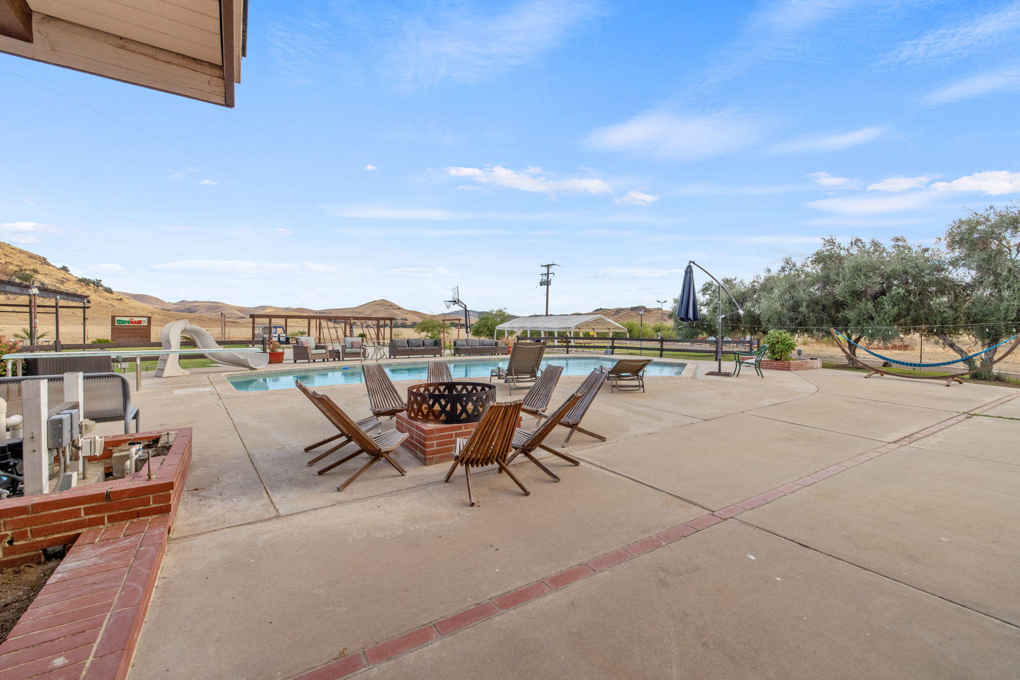 31204 Sierra Dr #4, Exeter, CA 93221
