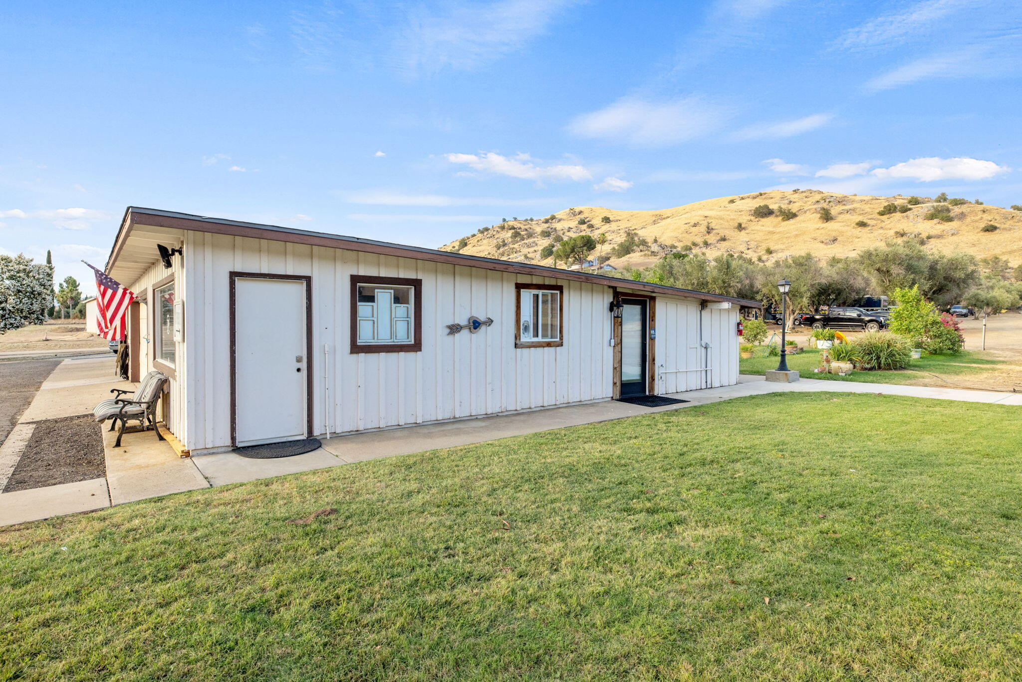 31204 Sierra Dr #4, Exeter, CA 93221
