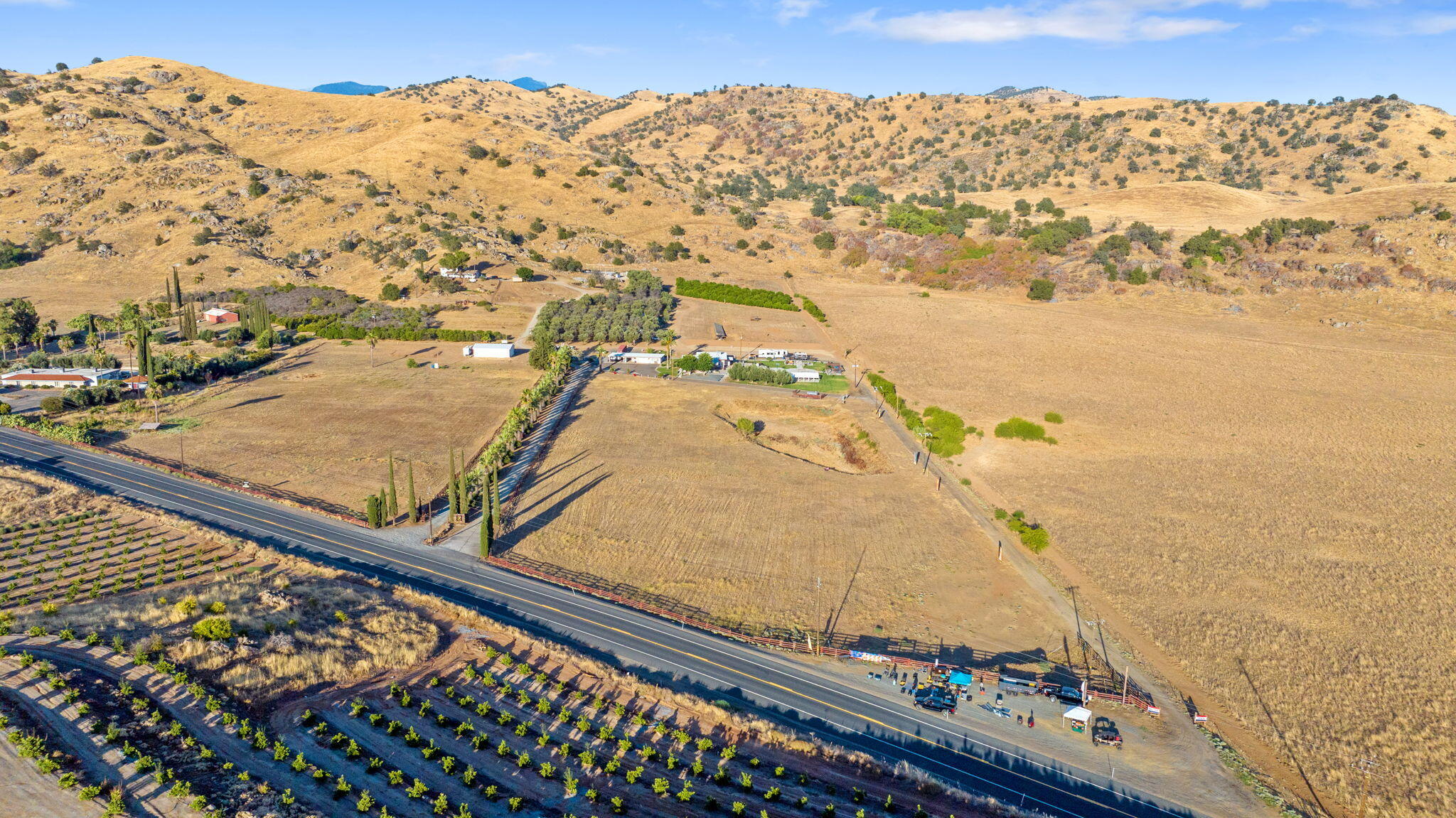 31204 Sierra Dr #4, Exeter, CA 93221