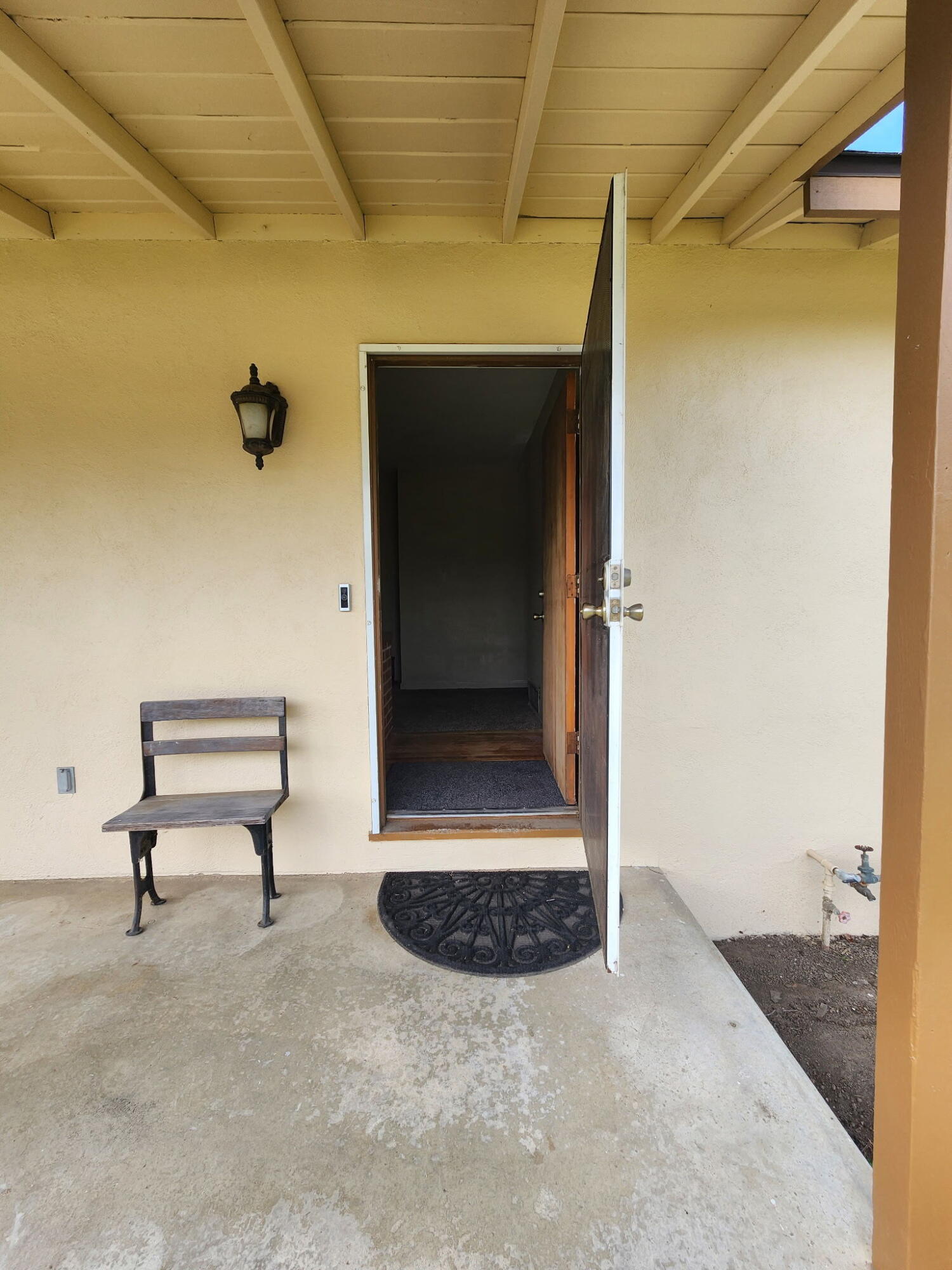 2925 E Meadow Ave, Visalia, CA 93292