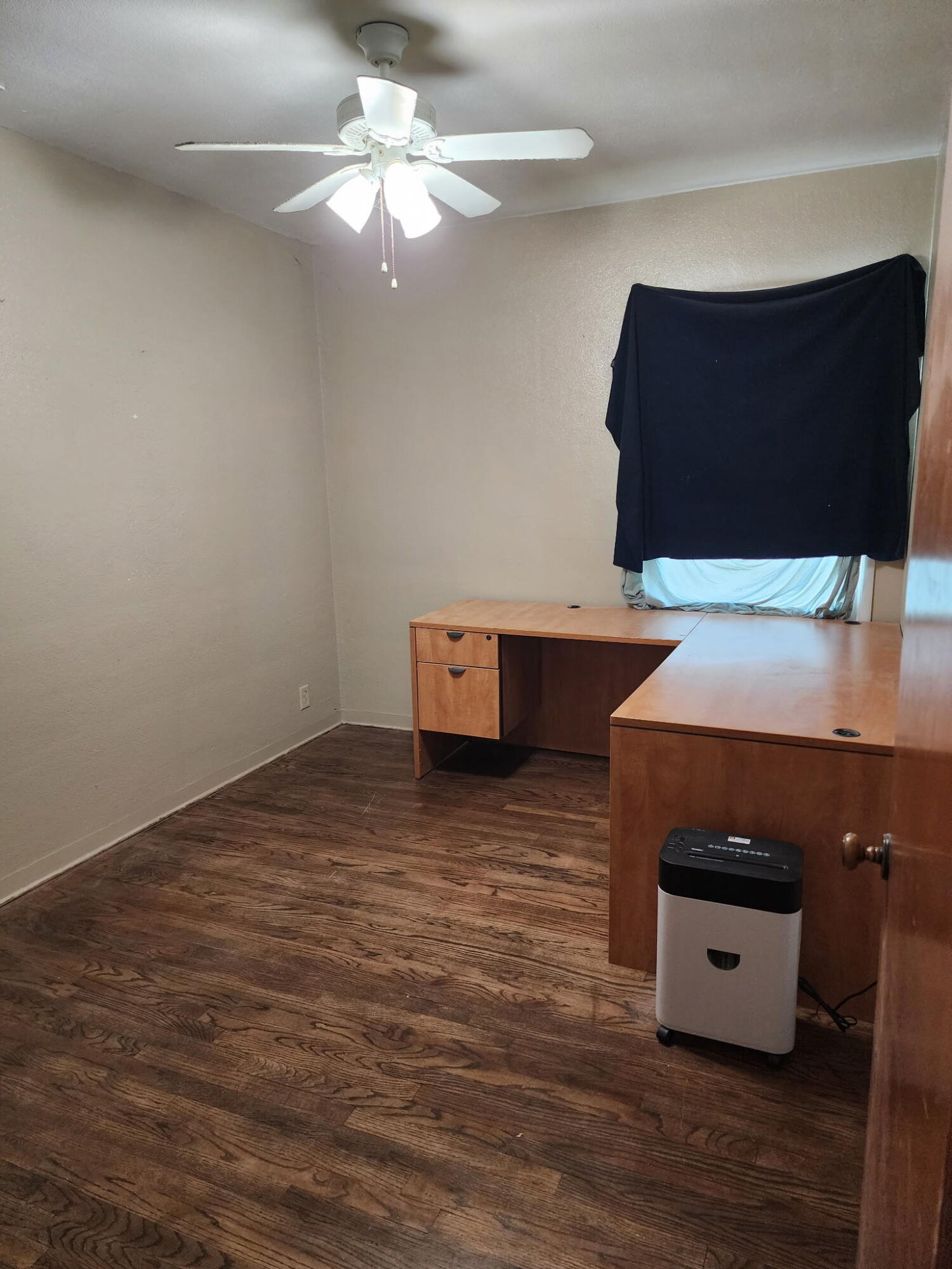 2925 E Meadow Ave, Visalia, CA 93292