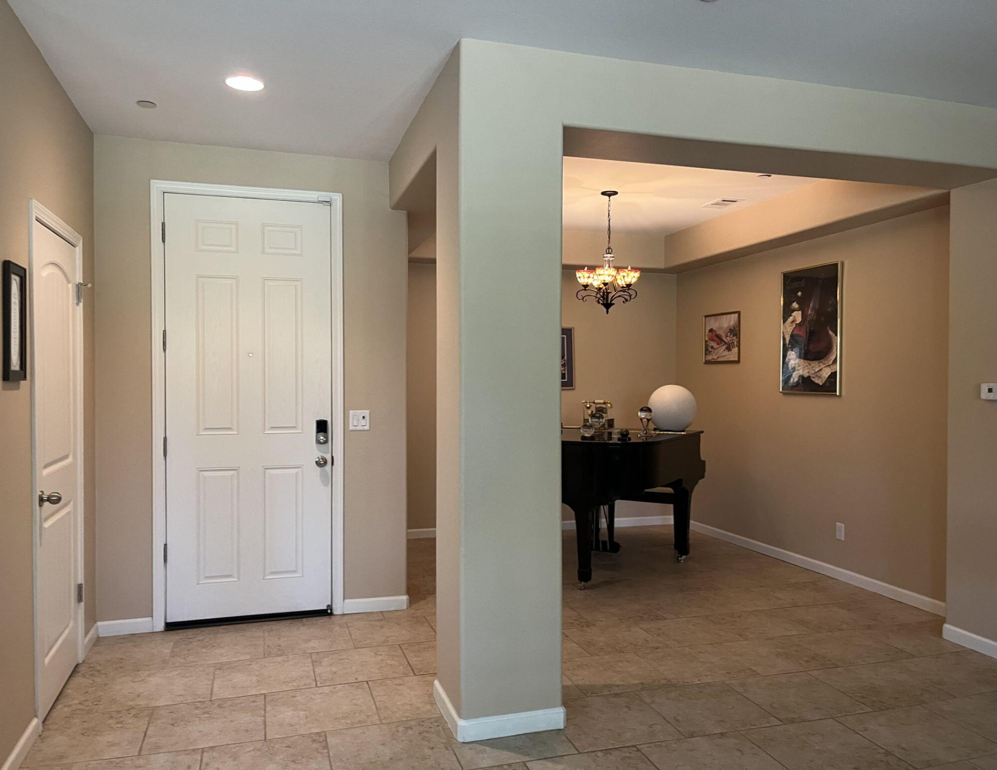 3537 W Delaware Ct, Visalia, CA 93291