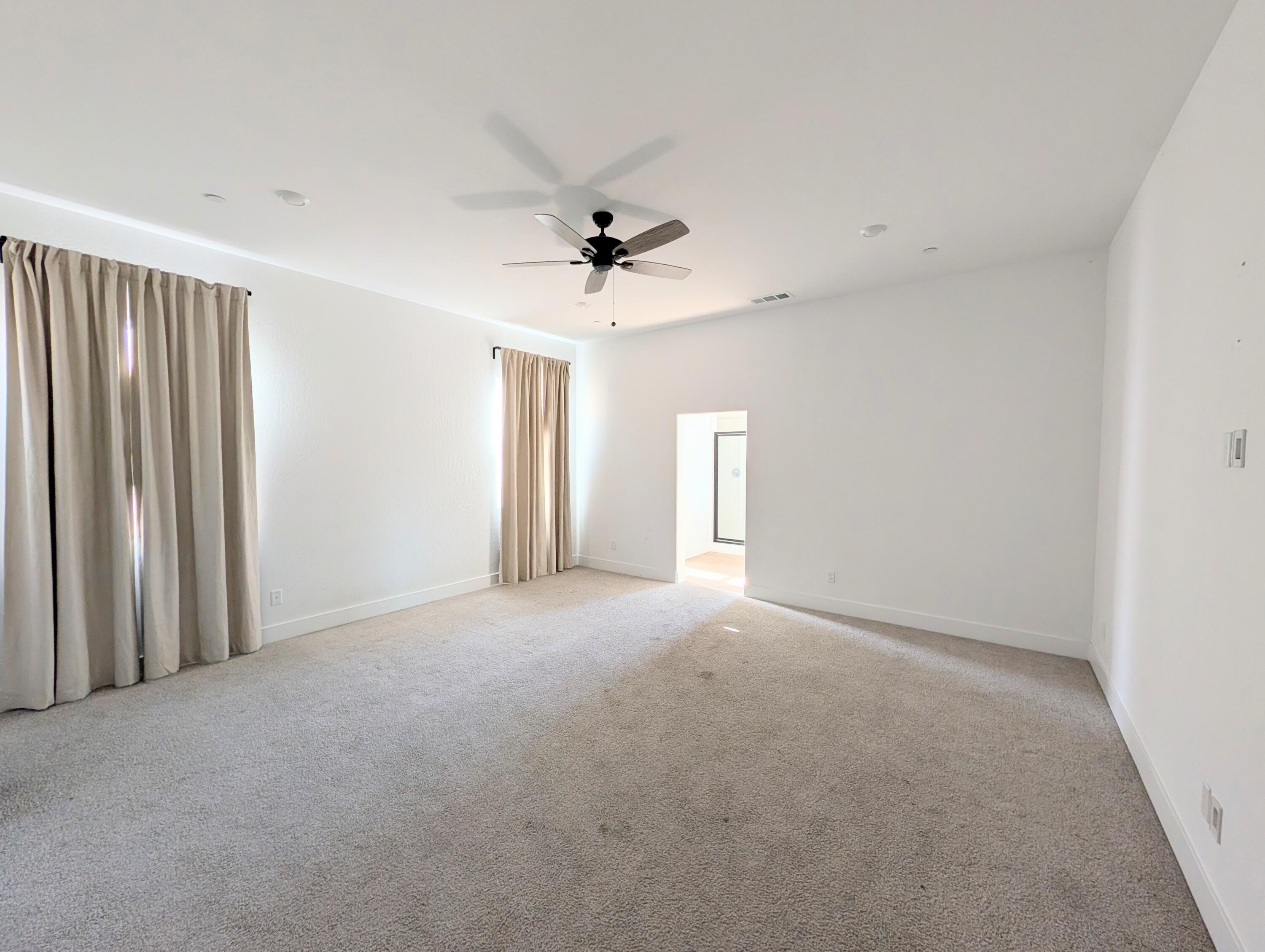 420 E Newton Ave, Visalia, CA 93291