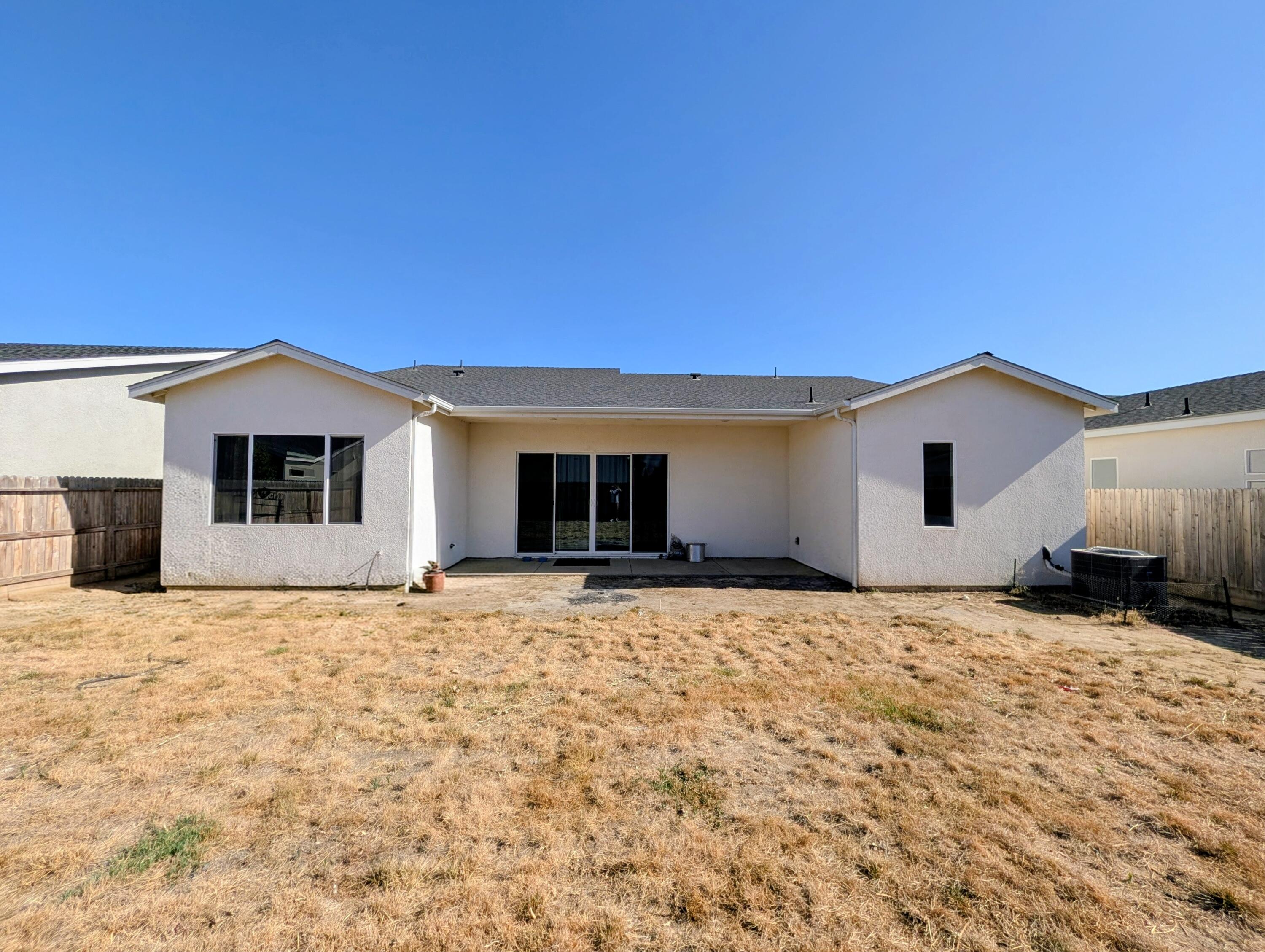 420 E Newton Ave, Visalia, CA 93291