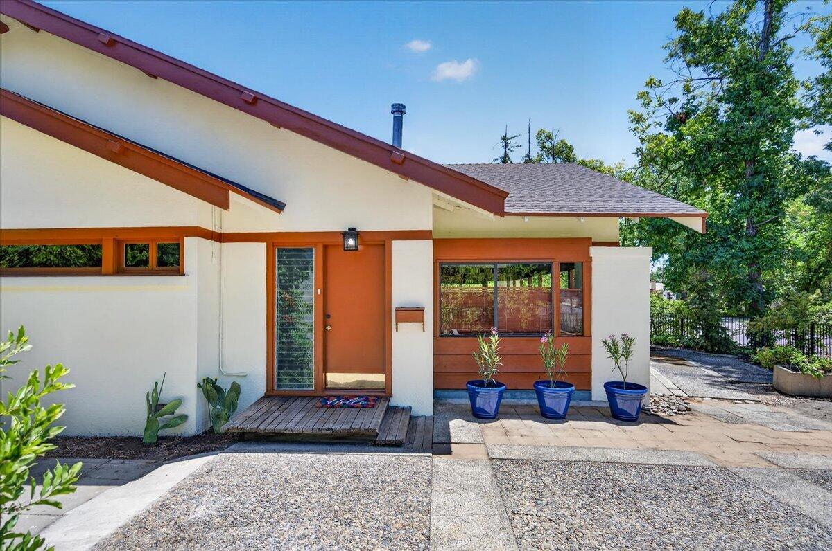 641 E Yale Ave, Fresno, CA 93704