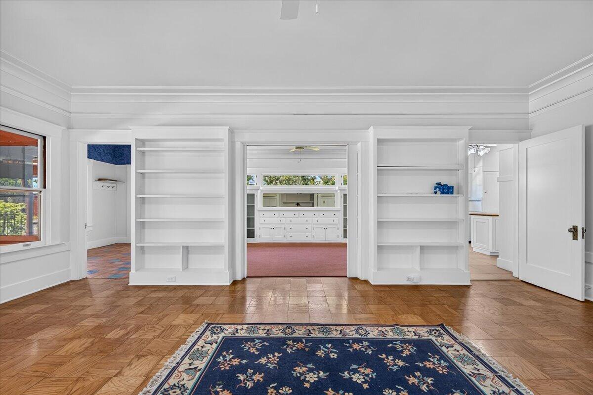 641 E Yale Ave, Fresno, CA 93704