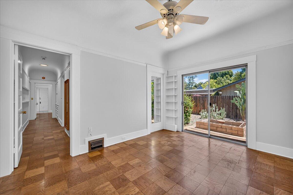 641 E Yale Ave, Fresno, CA 93704