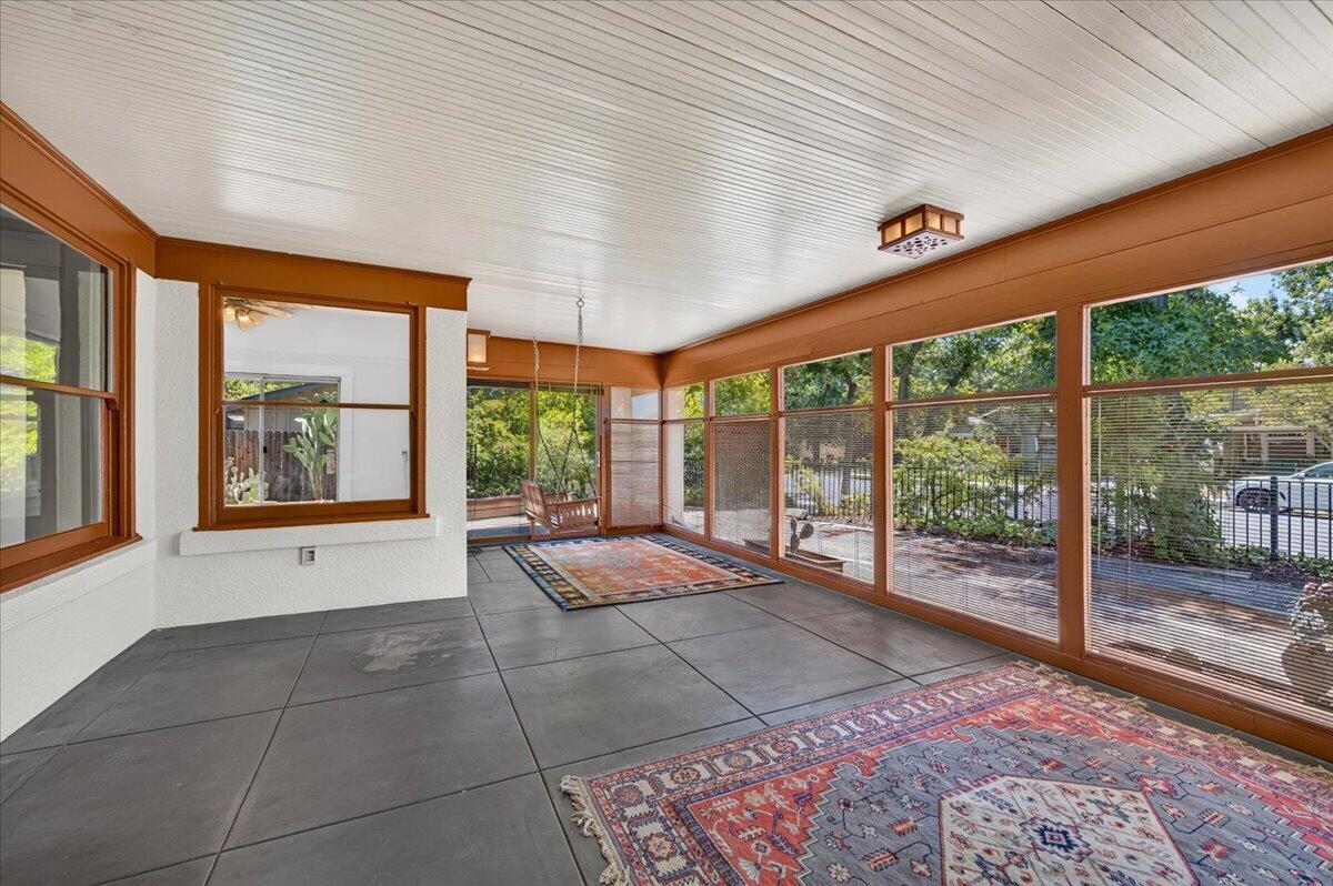 641 E Yale Ave, Fresno, CA 93704