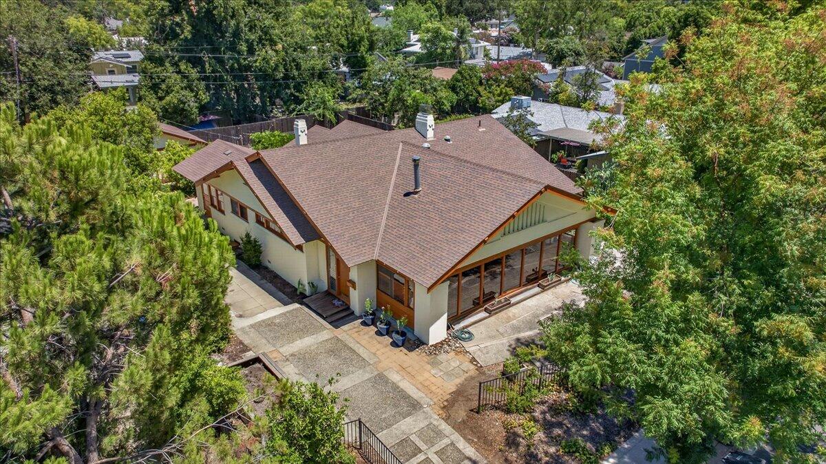 641 E Yale Ave, Fresno, CA 93704