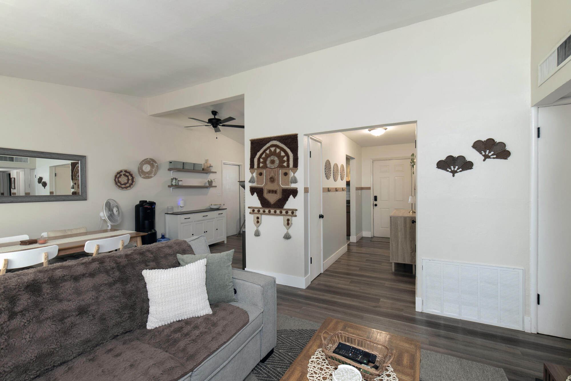332 W Spring Ln, Lemoore, CA 93245