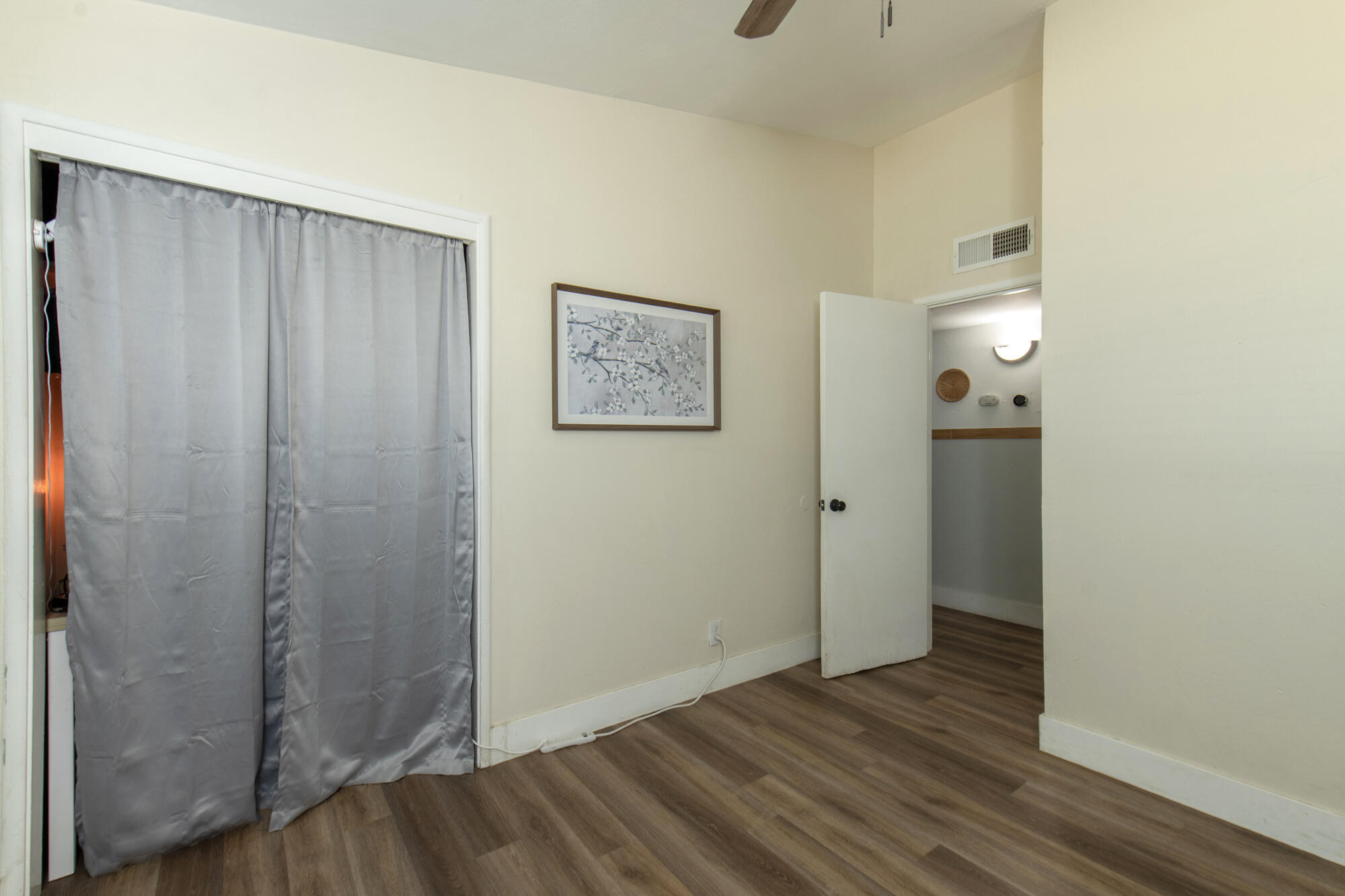 332 W Spring Ln, Lemoore, CA 93245