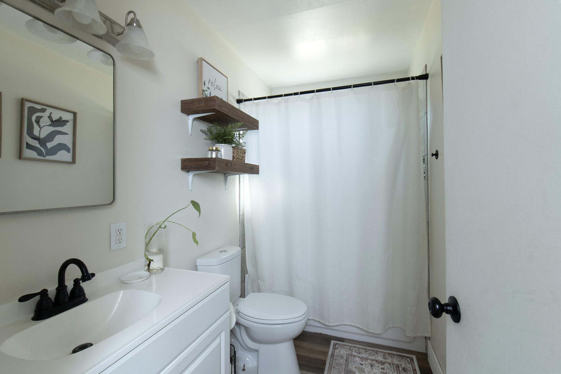 332 W Spring Ln, Lemoore, CA 93245