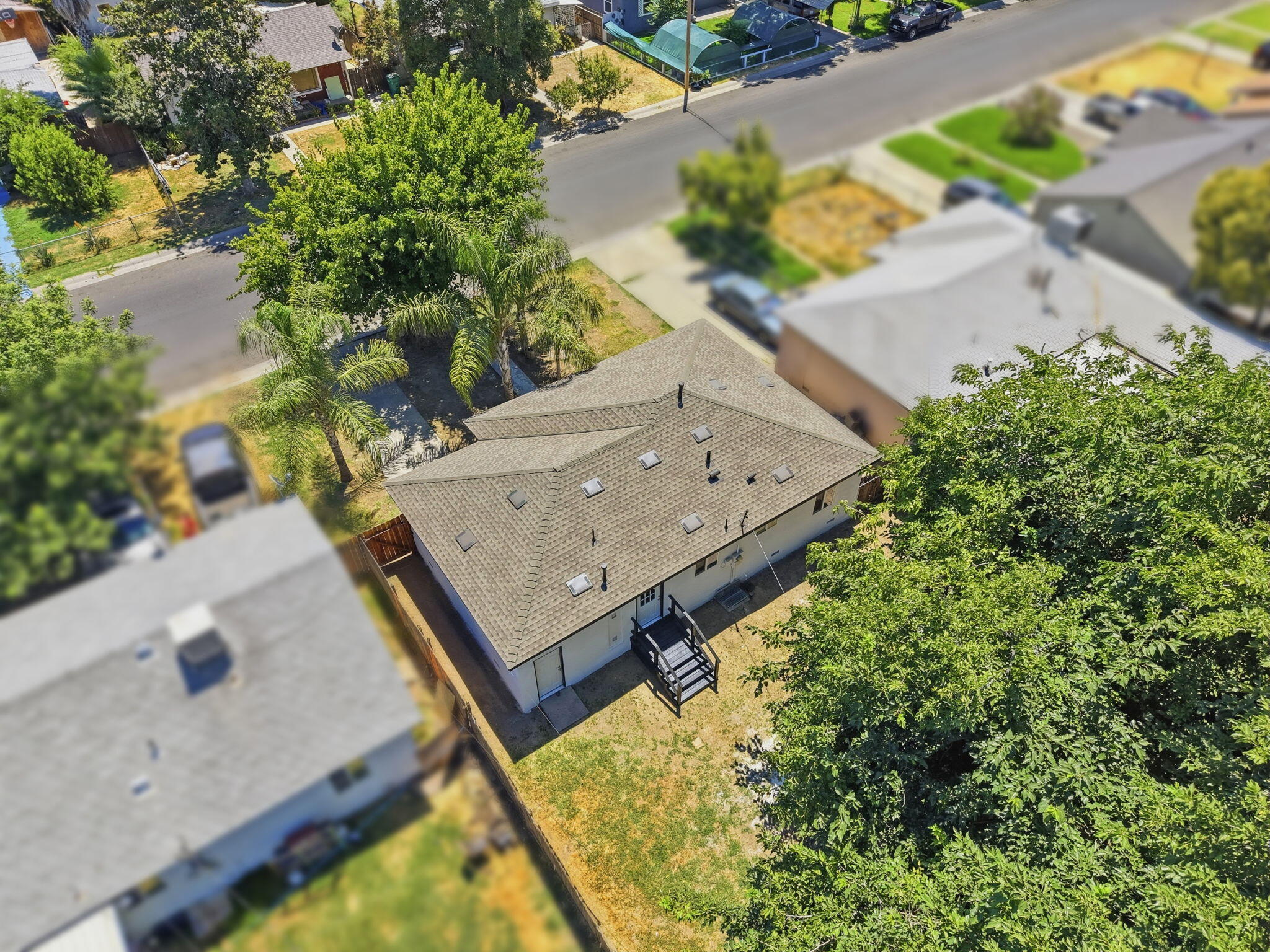 893 N 2nd St, Porterville, CA 93257