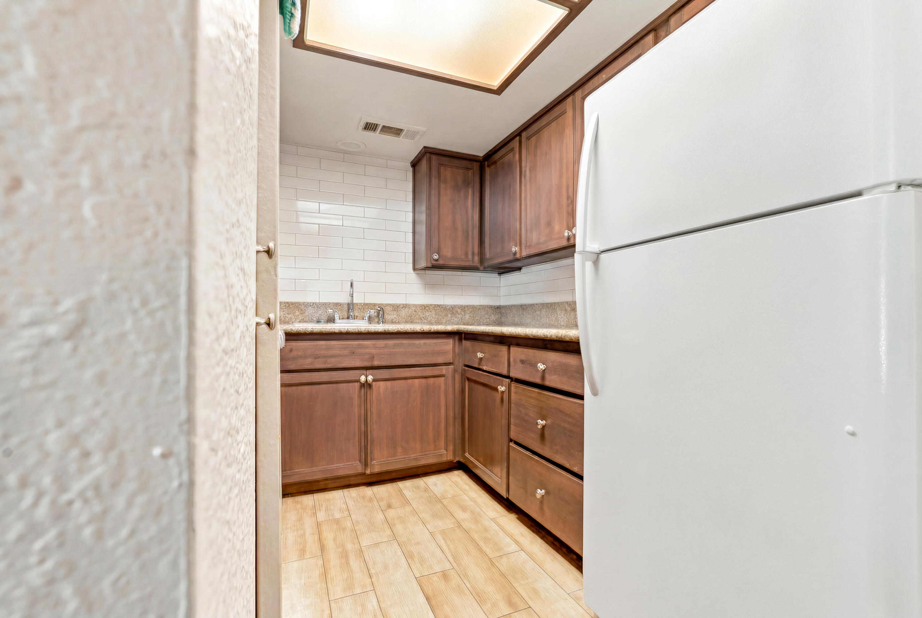 522 N Murry St, Porterville, CA 93257