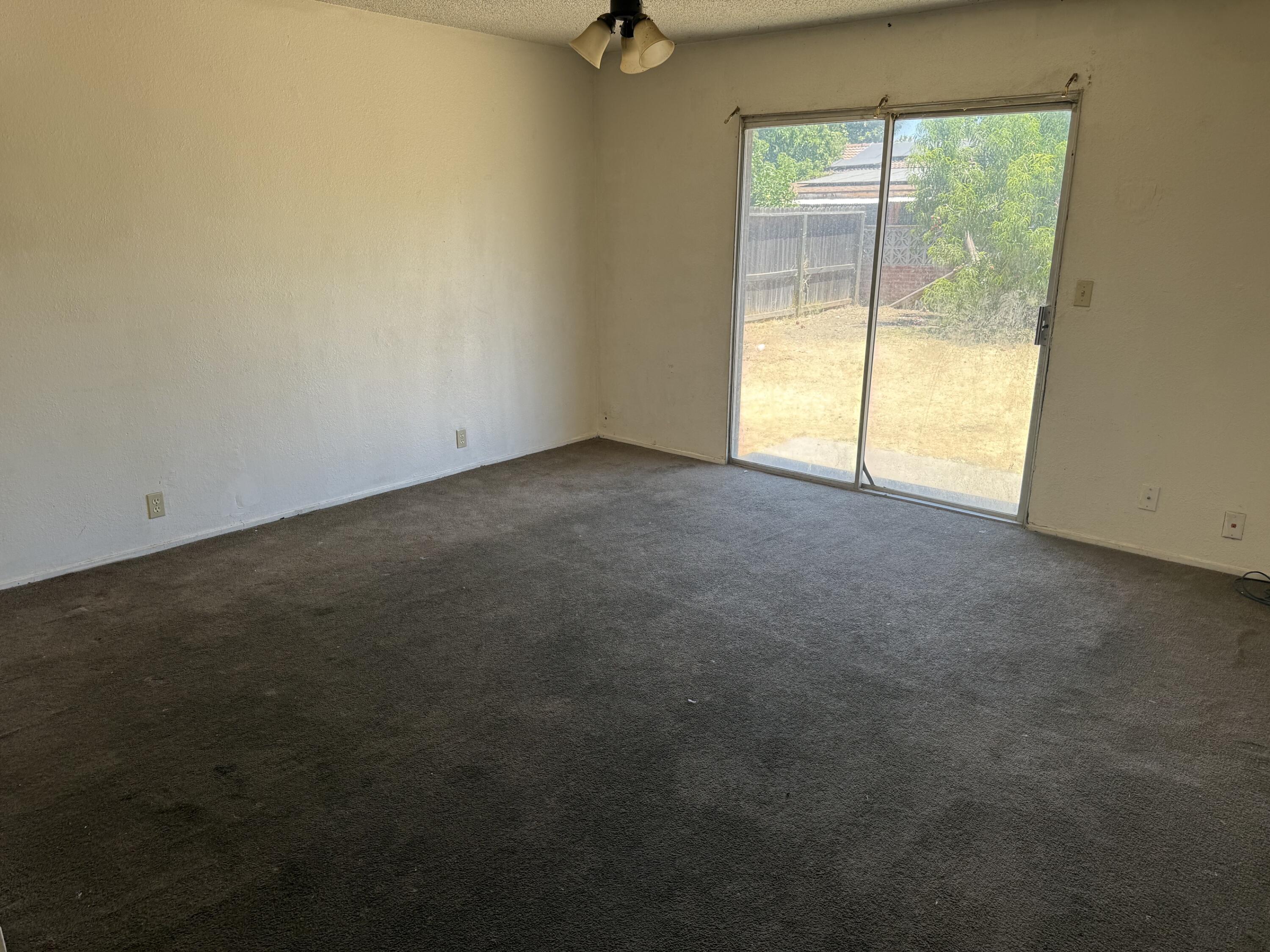 41516 Elrod Rd, Orosi, CA 93647