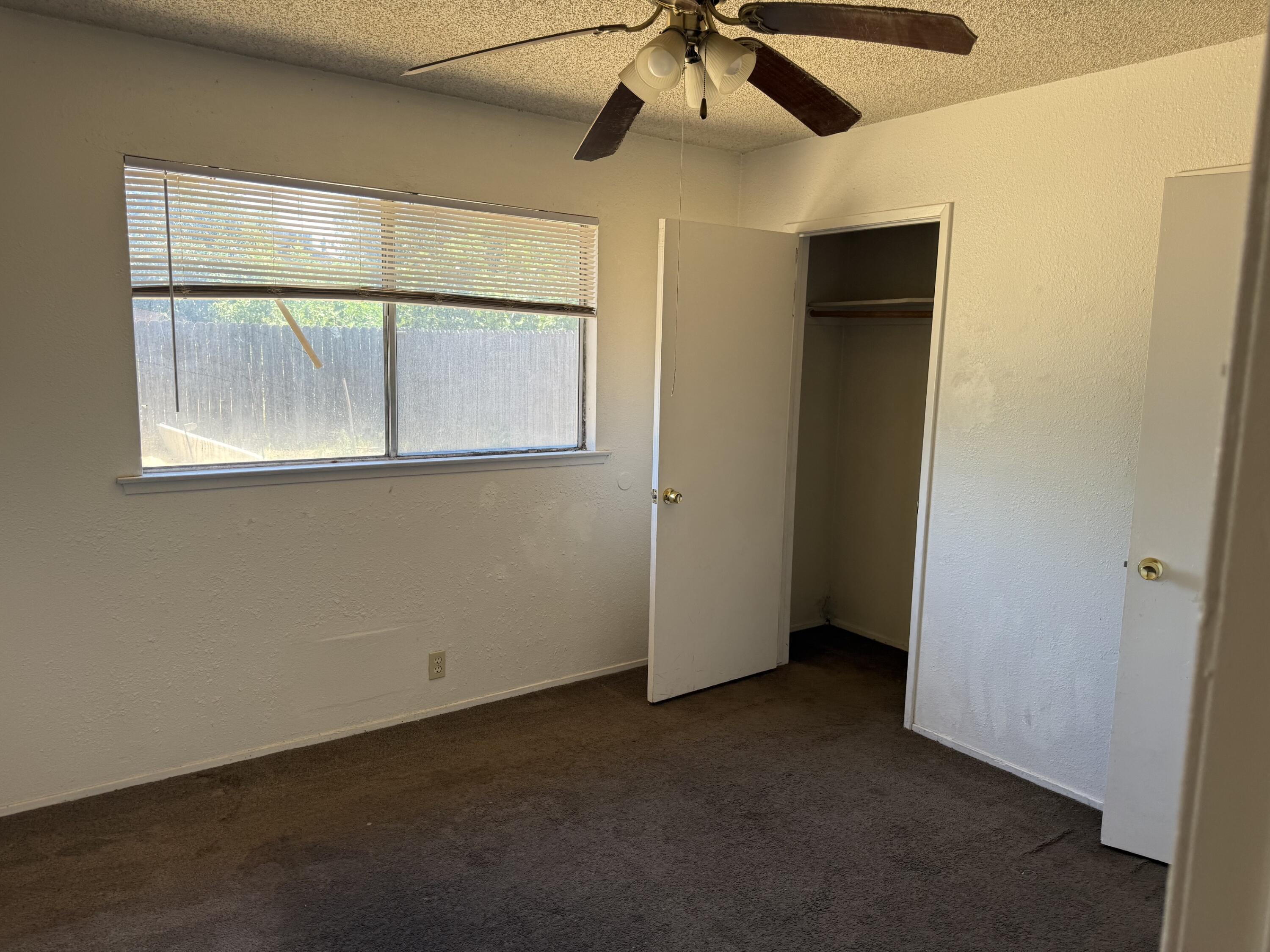 41516 Elrod Rd, Orosi, CA 93647