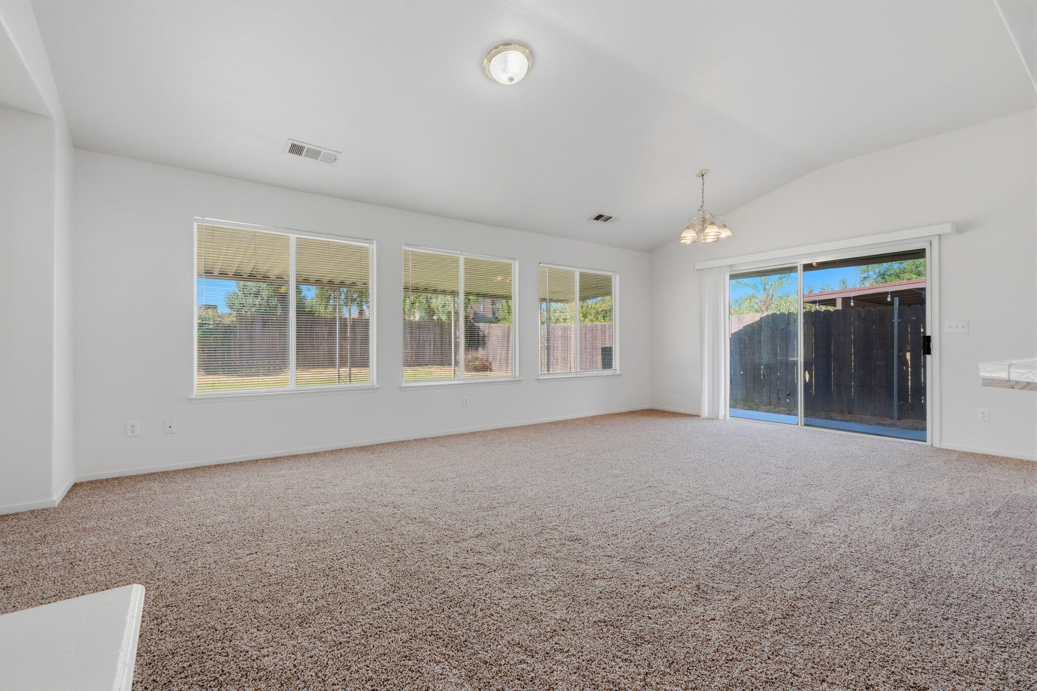 1927 W Monache Ave, Porterville, CA 93257