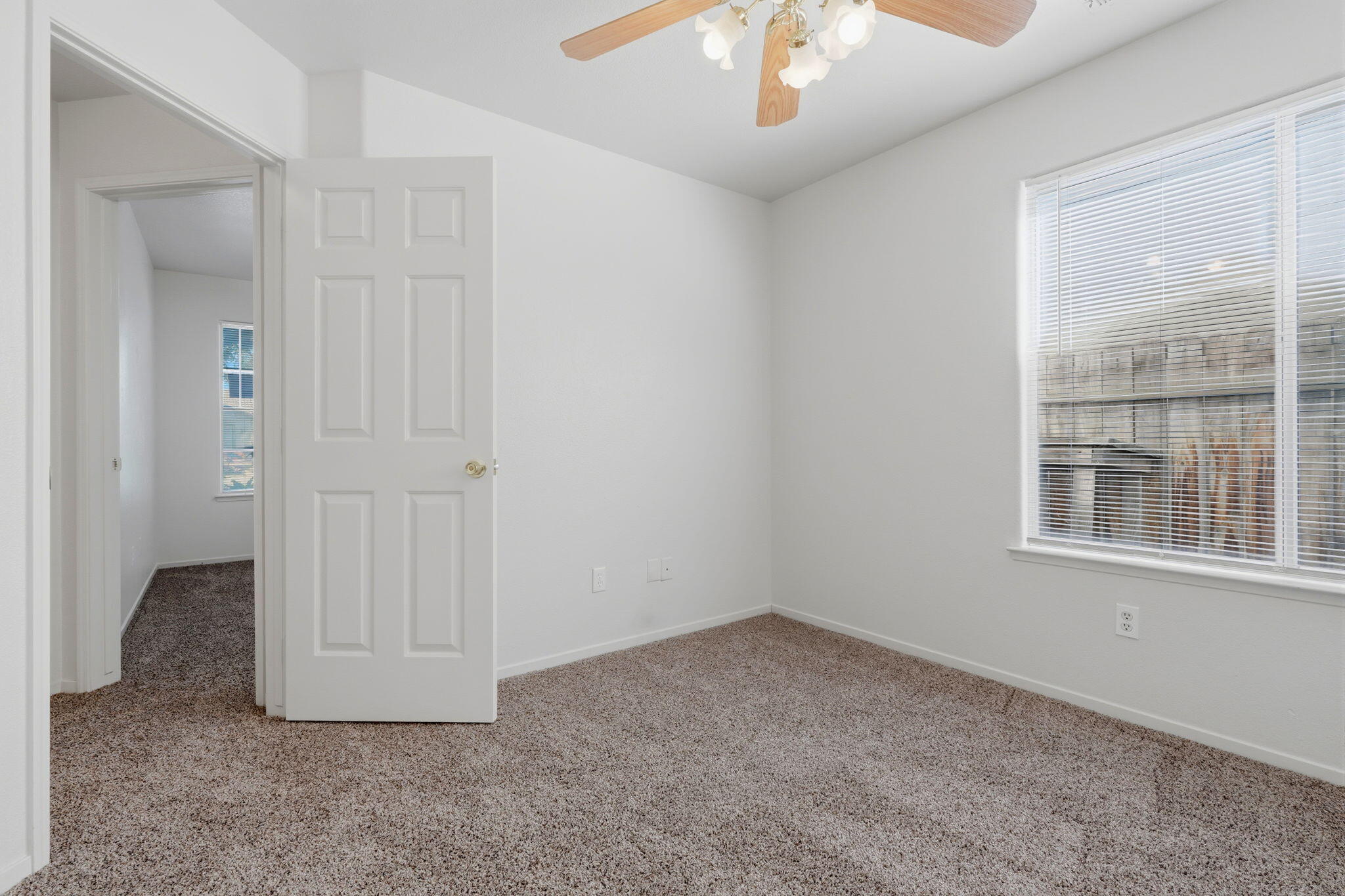1927 W Monache Ave, Porterville, CA 93257