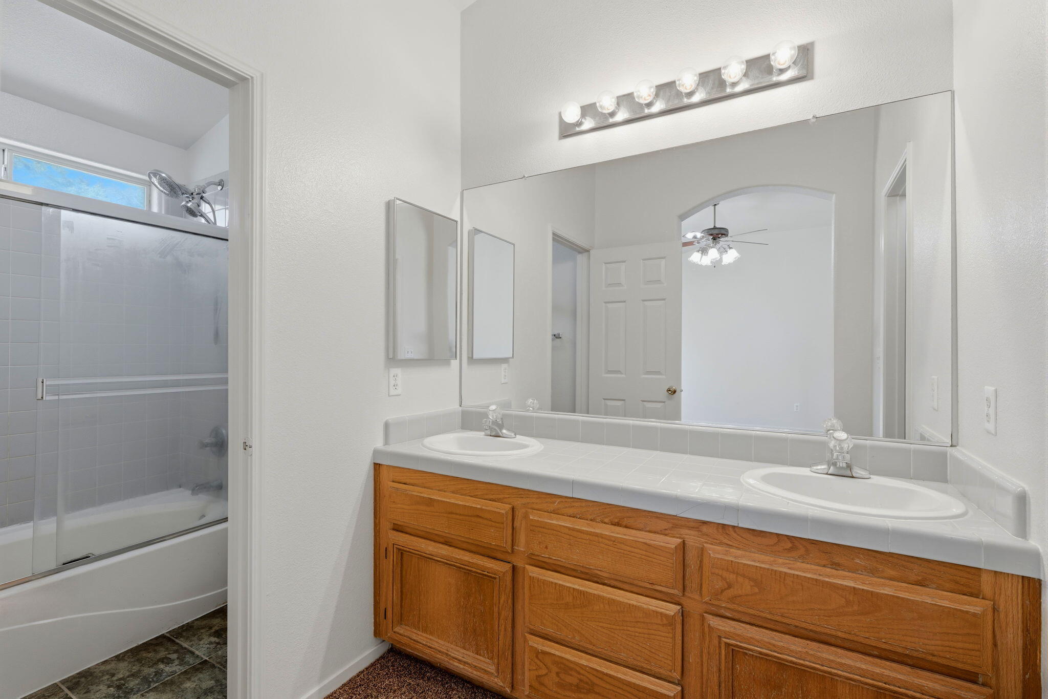 1927 W Monache Ave, Porterville, CA 93257