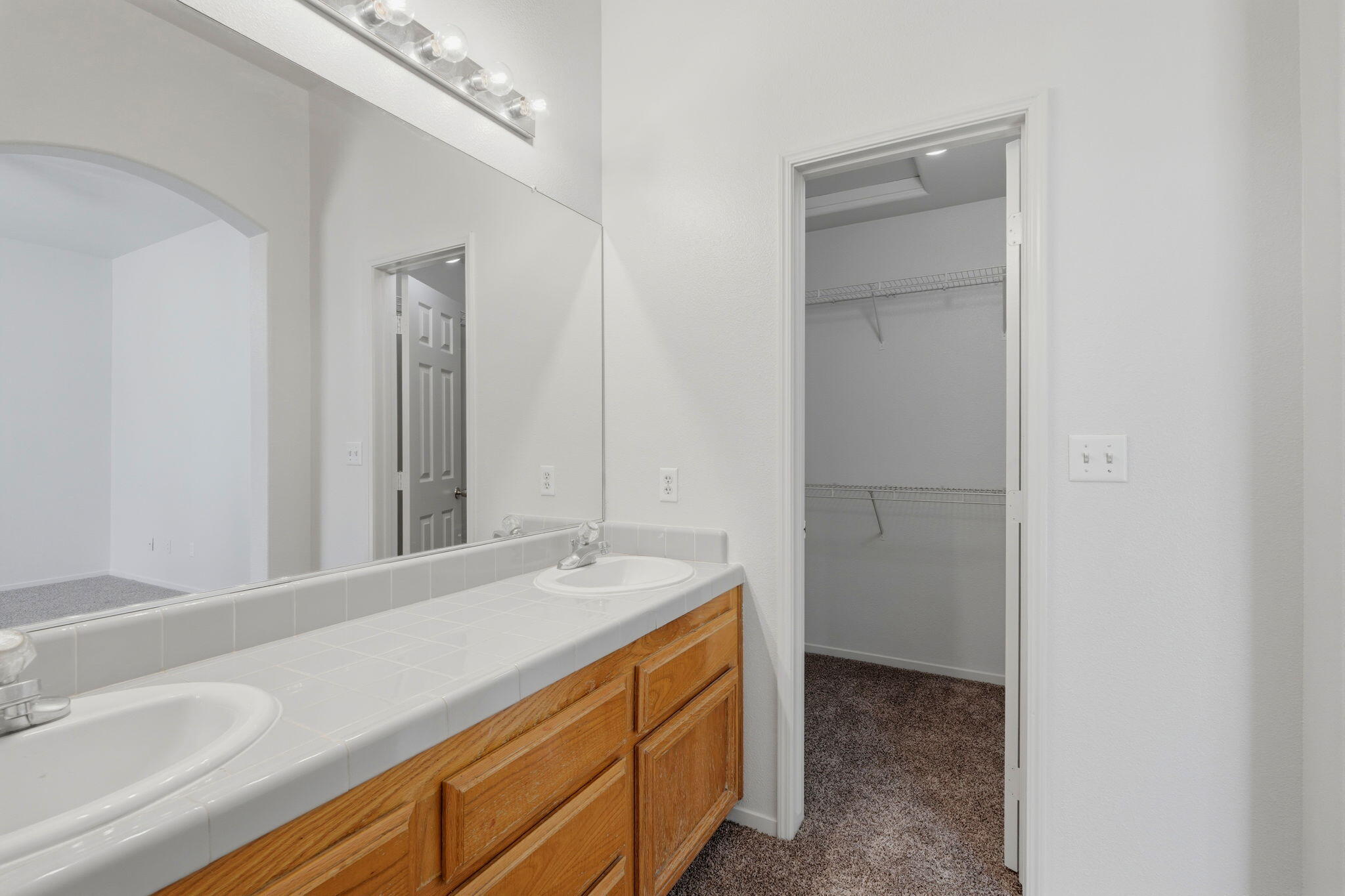 1927 W Monache Ave, Porterville, CA 93257