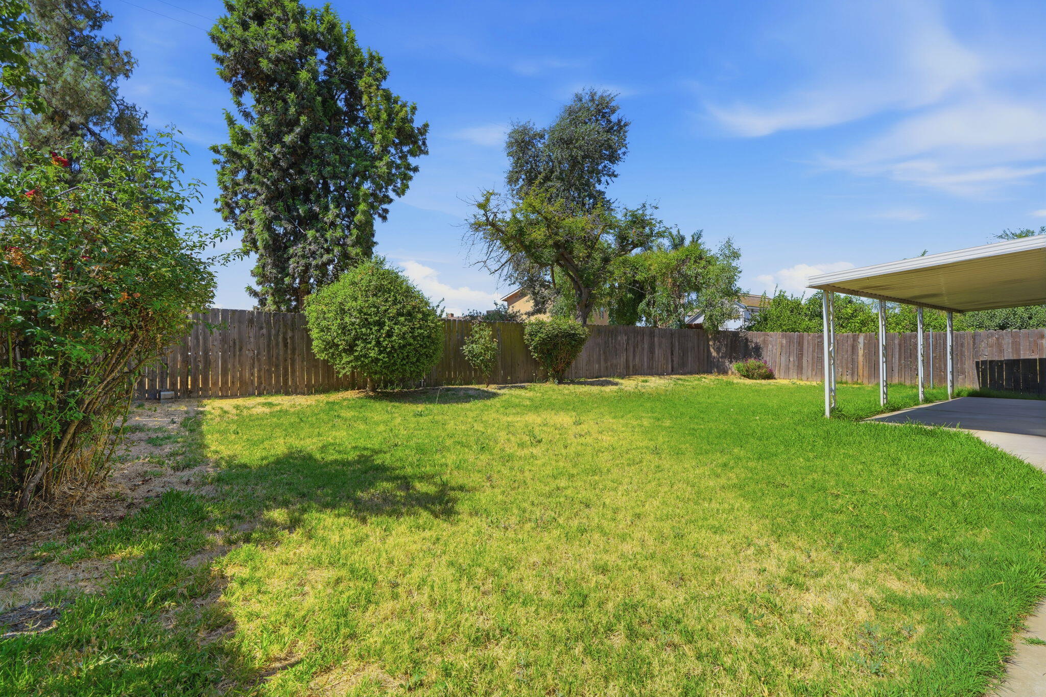 1927 W Monache Ave, Porterville, CA 93257